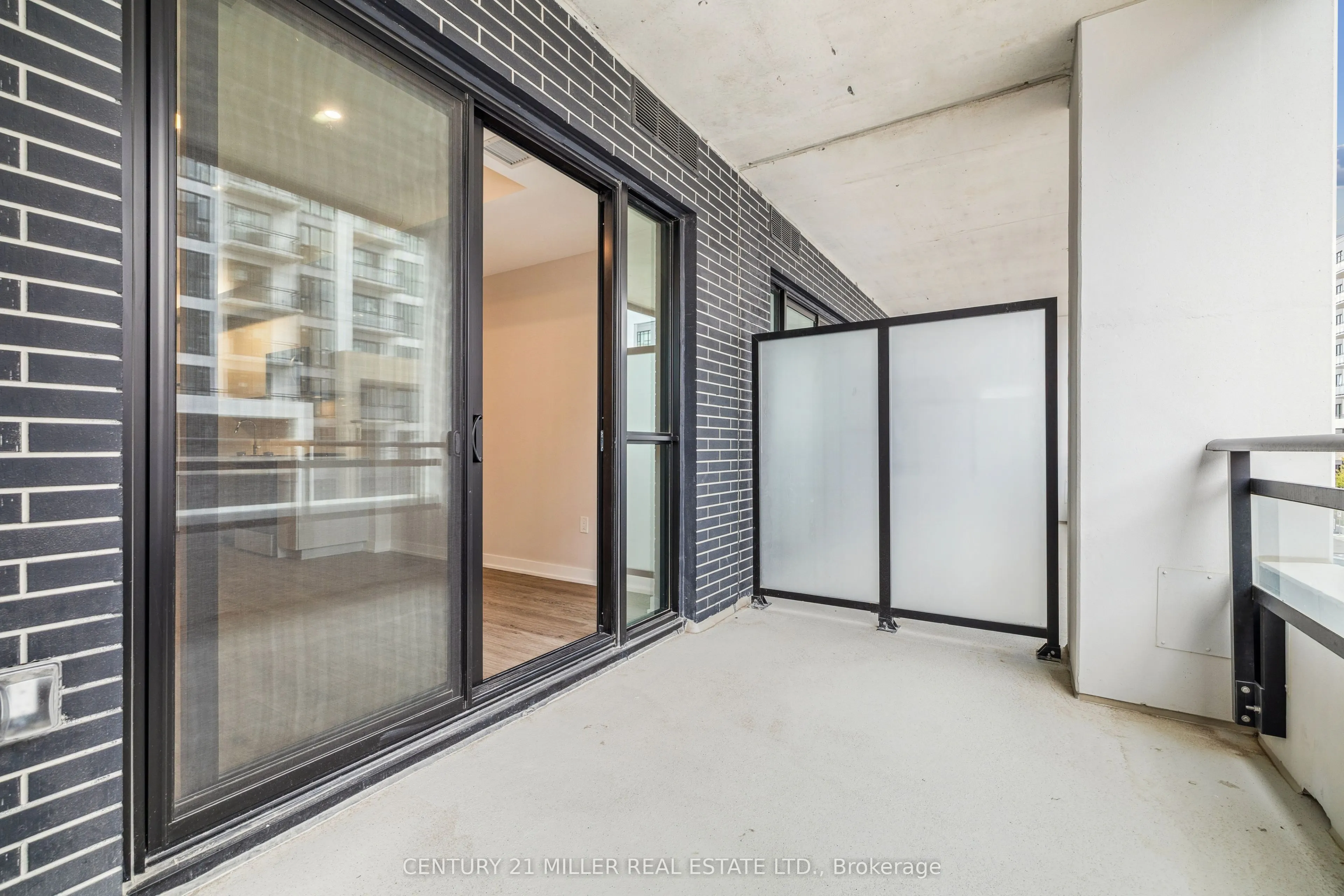 720 Whitlock Avenue, #206