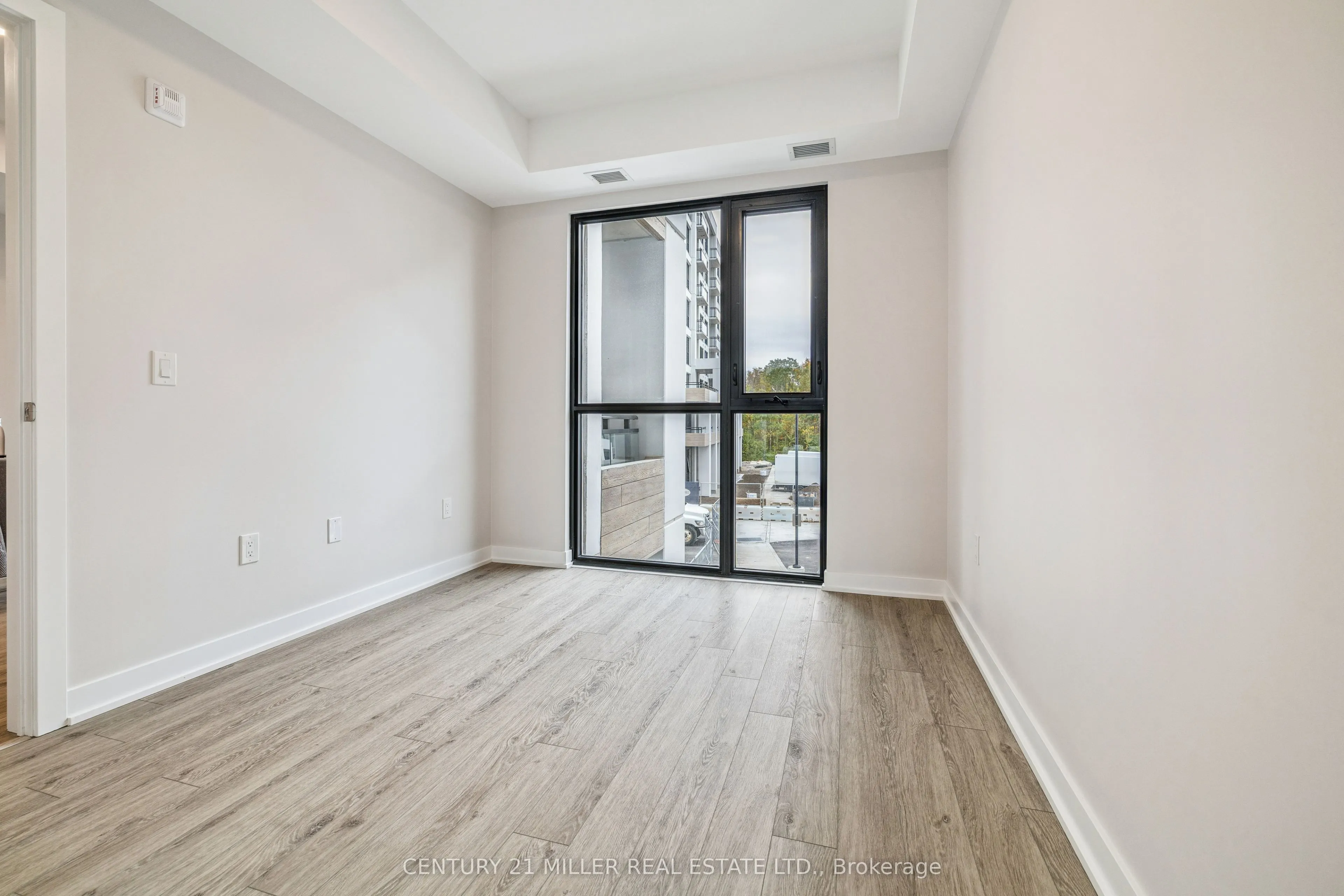 720 Whitlock Avenue, #206