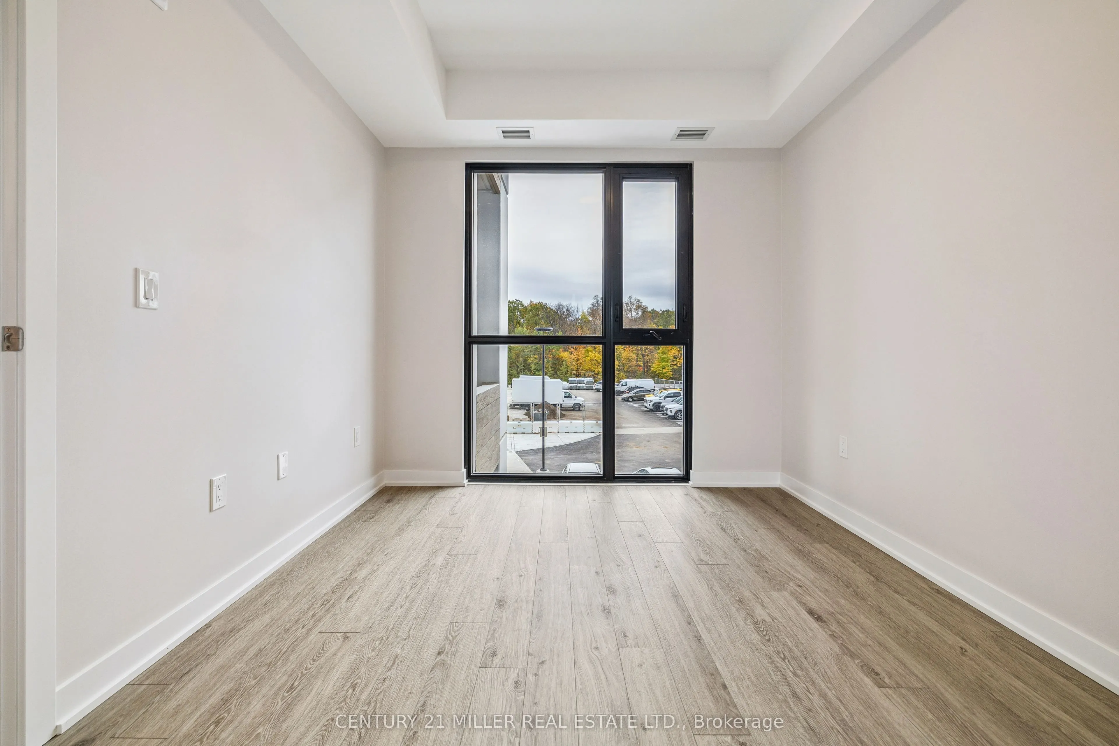 720 Whitlock Avenue, #206