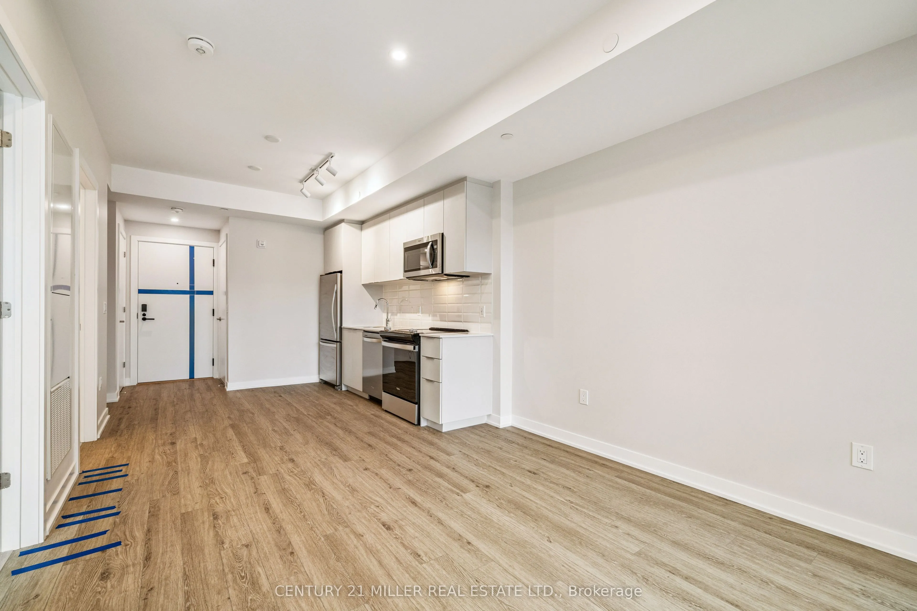 720 Whitlock Avenue, #206