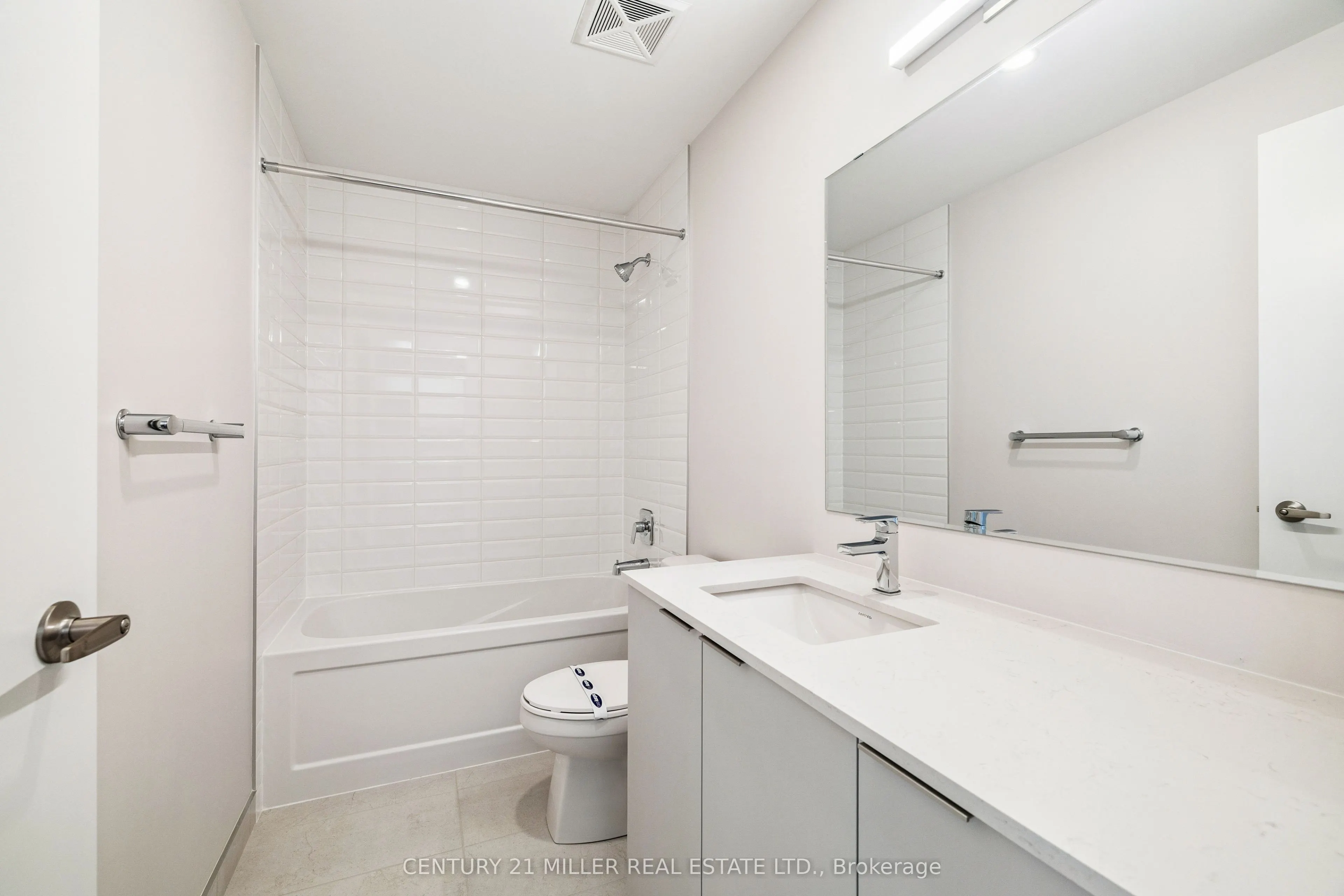720 Whitlock Avenue, #206