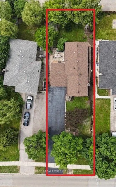165 North Service Road E