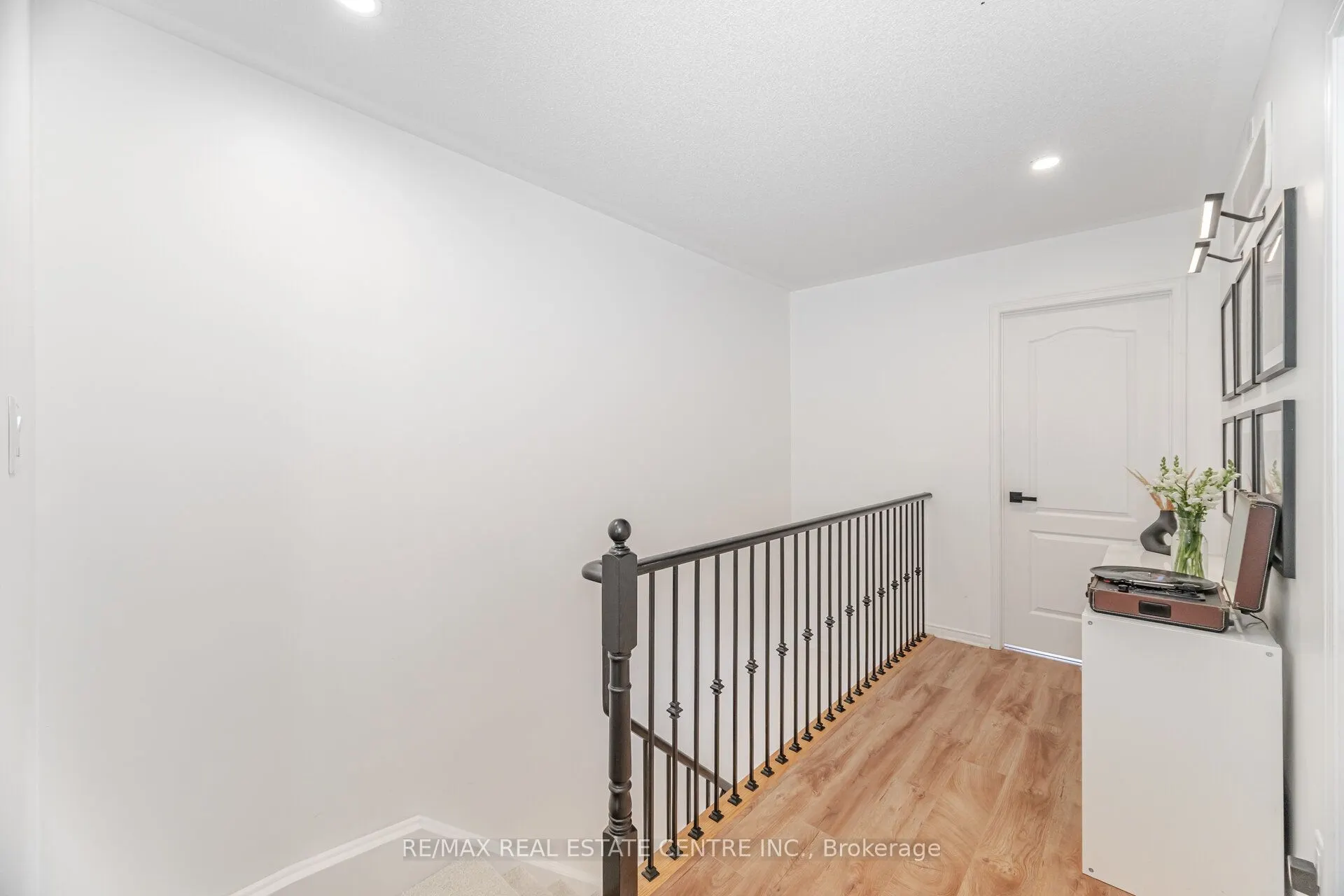 3070 Thomas Street, #12
