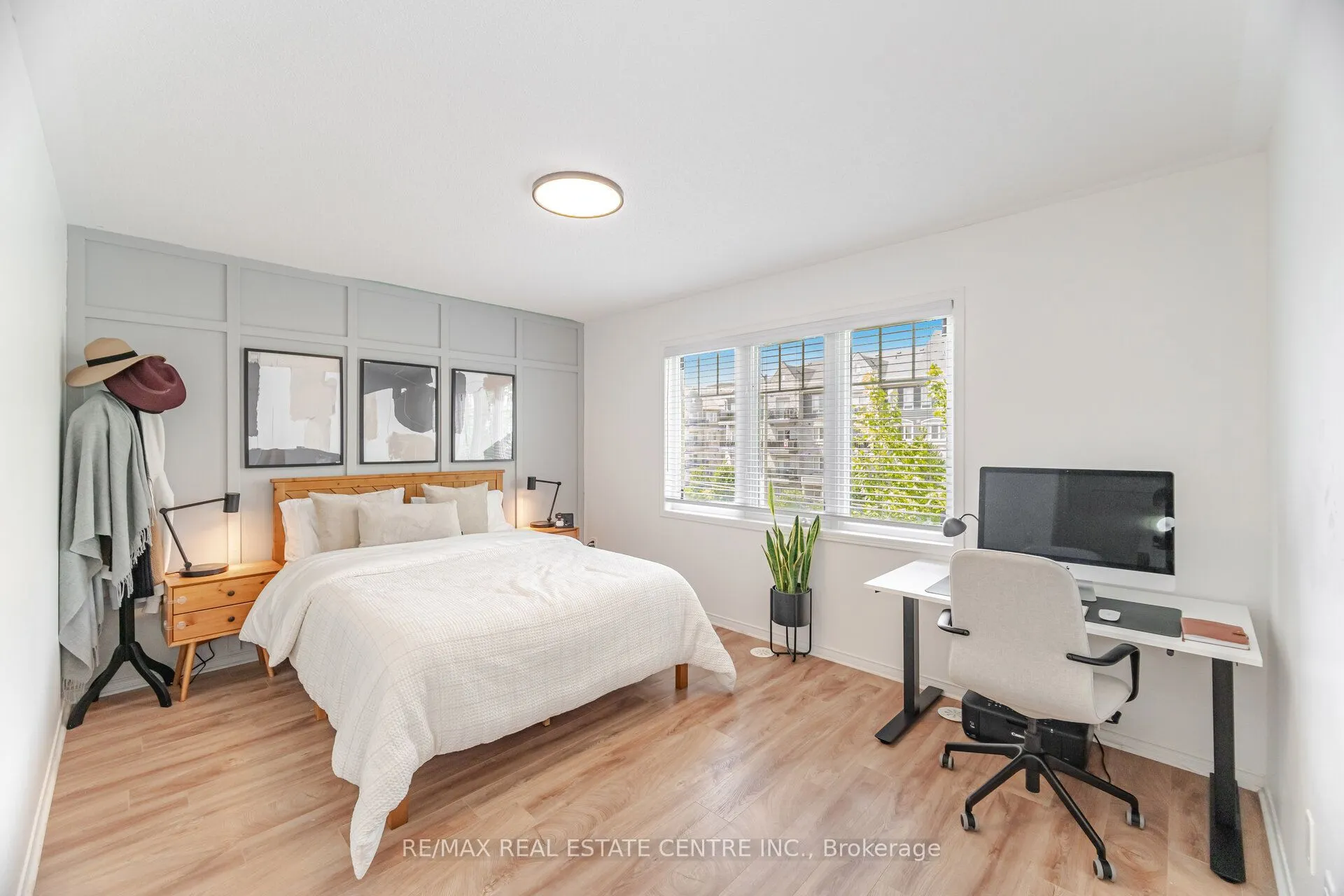 3070 Thomas Street, #12