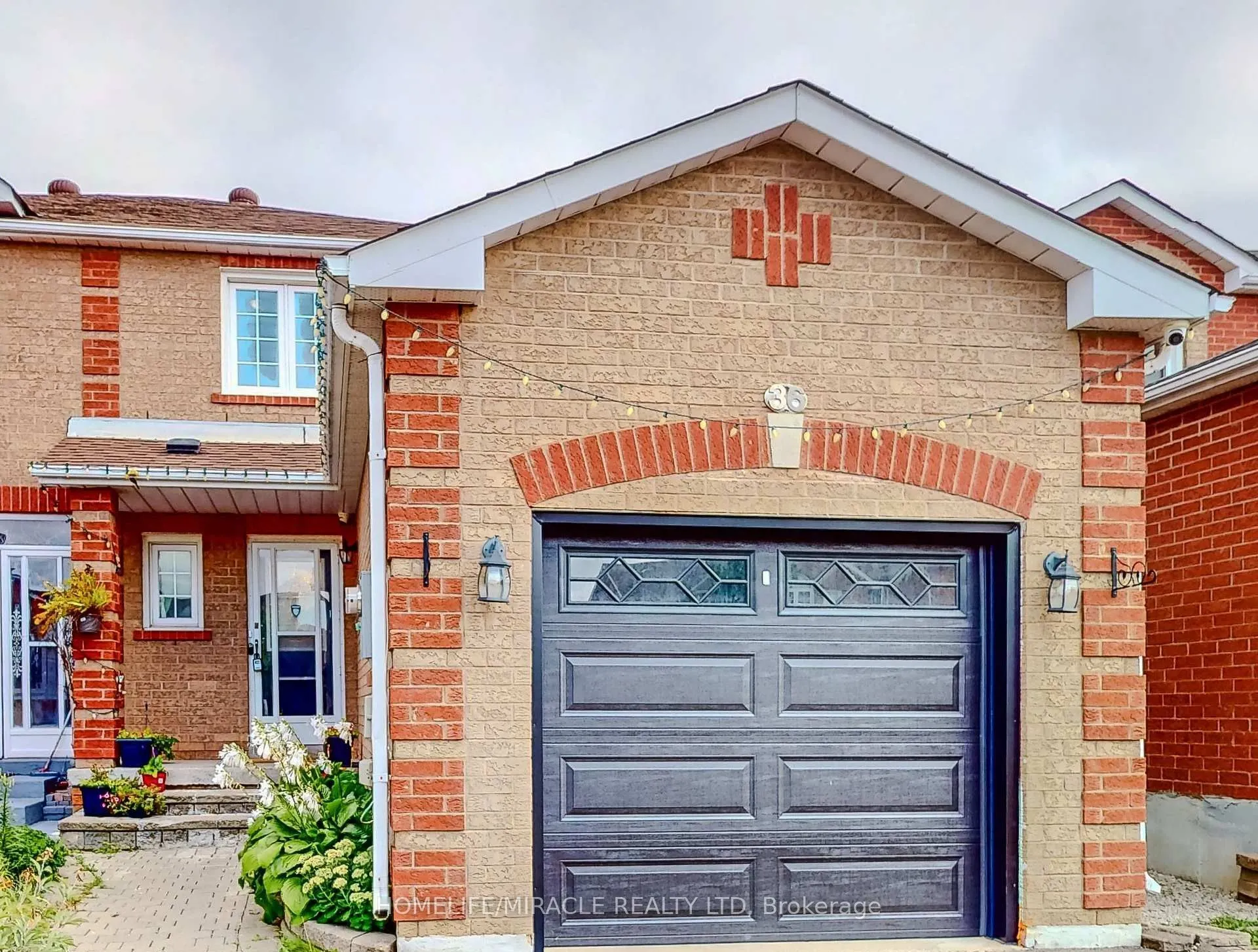 36 Mannel Crescent