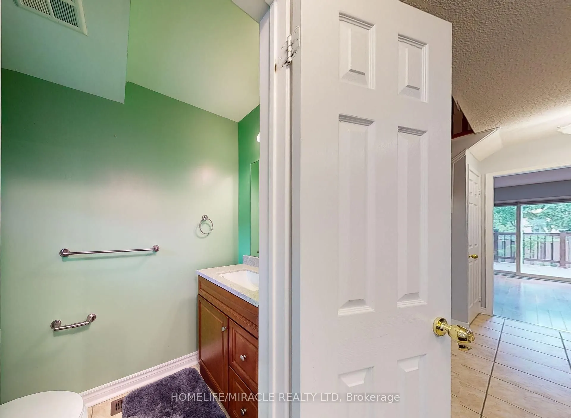 36 Mannel Crescent
