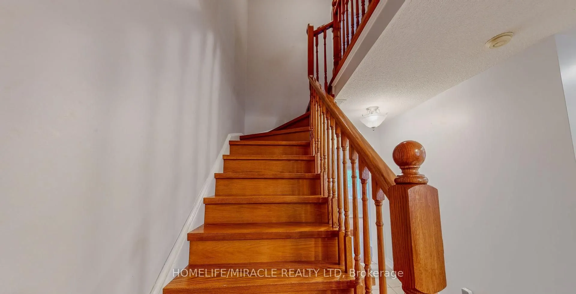 36 Mannel Crescent