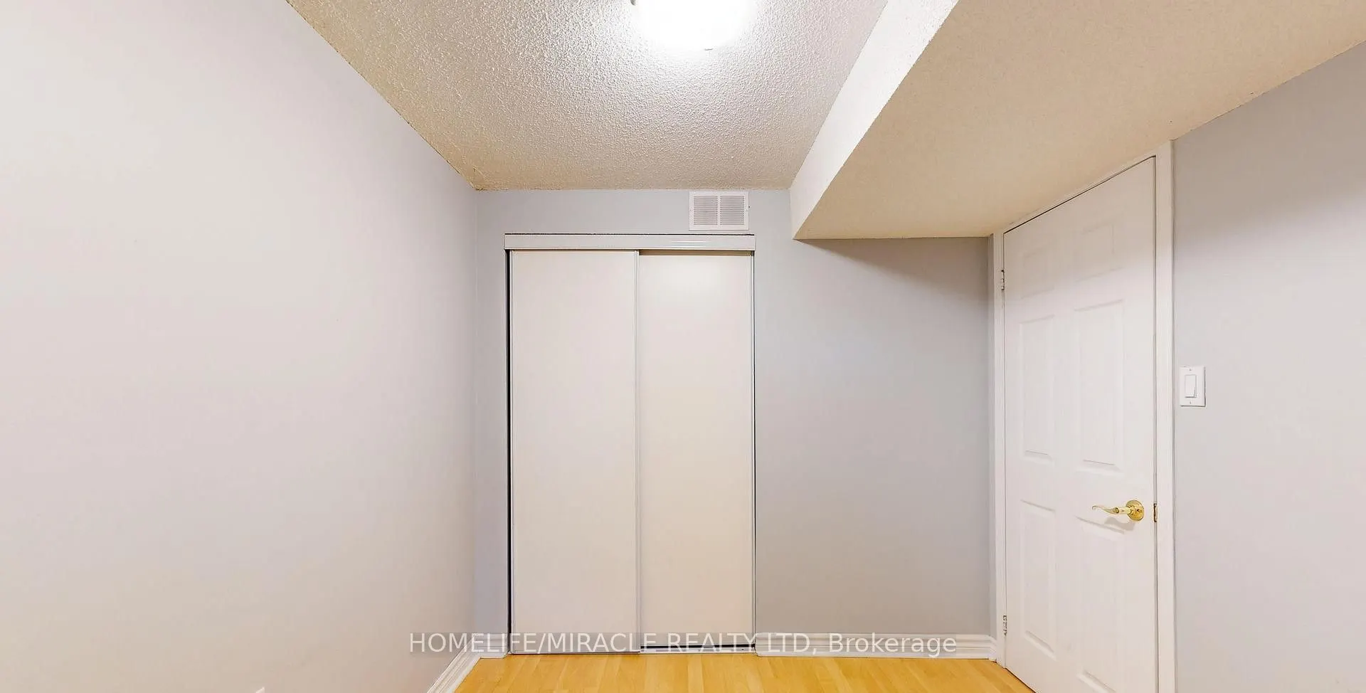 36 Mannel Crescent