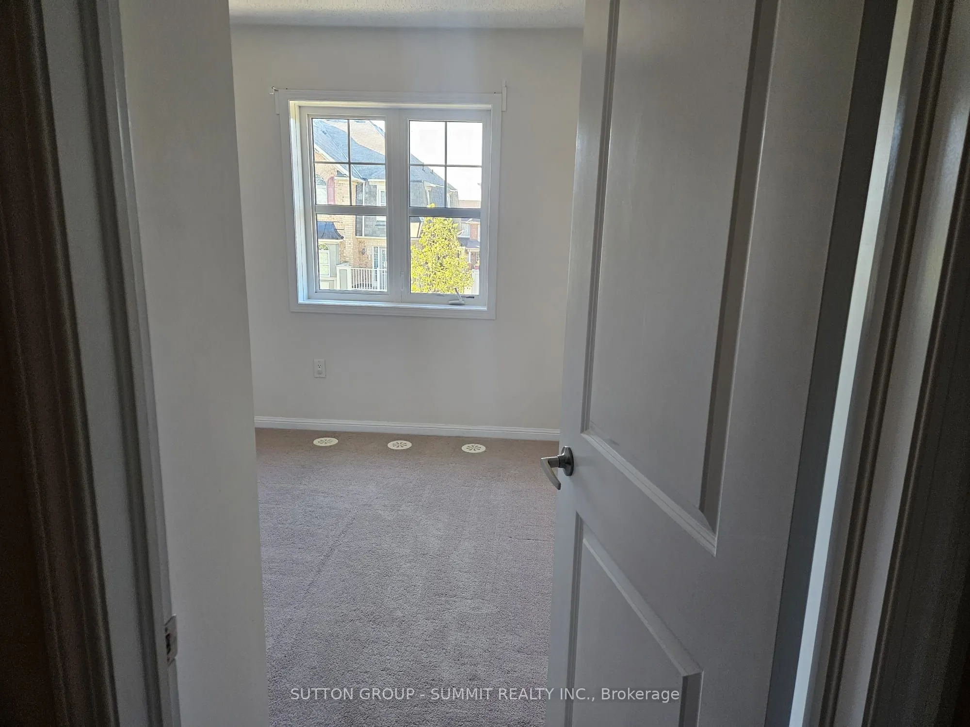 240 SEPTIMUS Heights