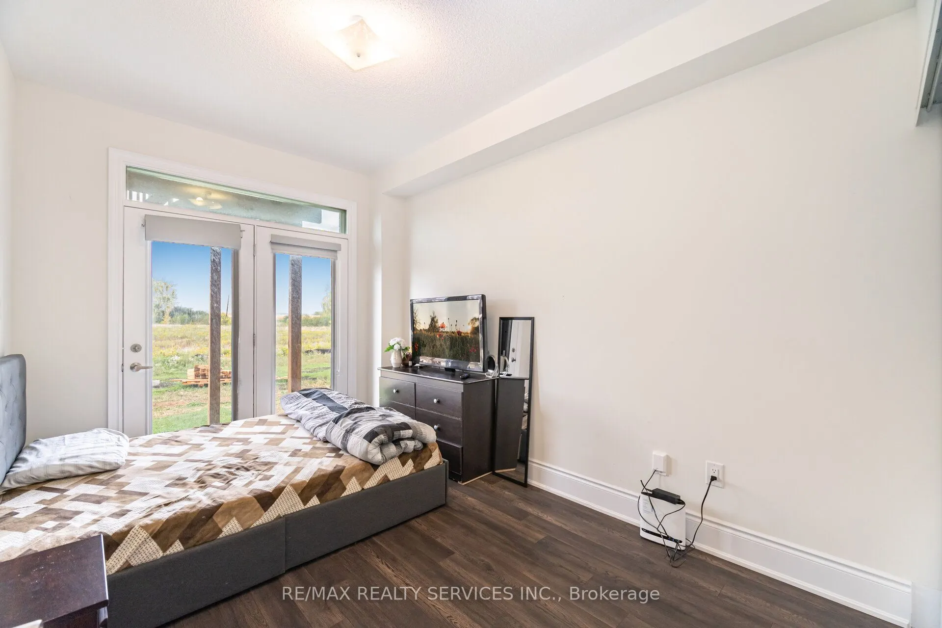38 Foxsparrow Road