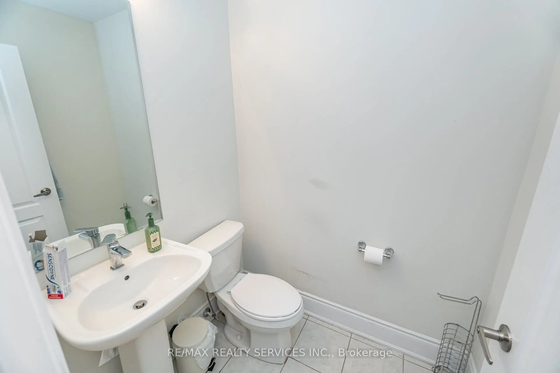 38 Foxsparrow Road