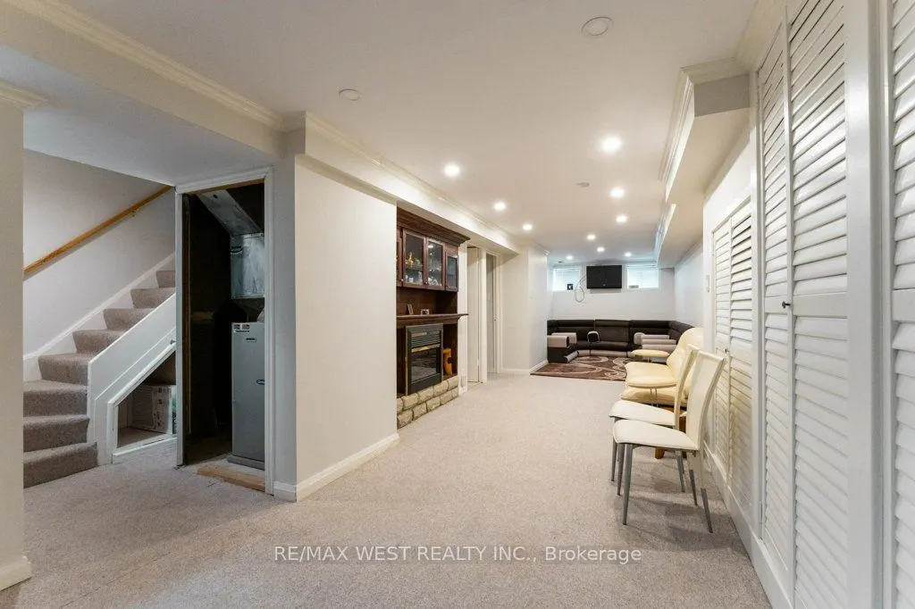 3143 Clayhill Road