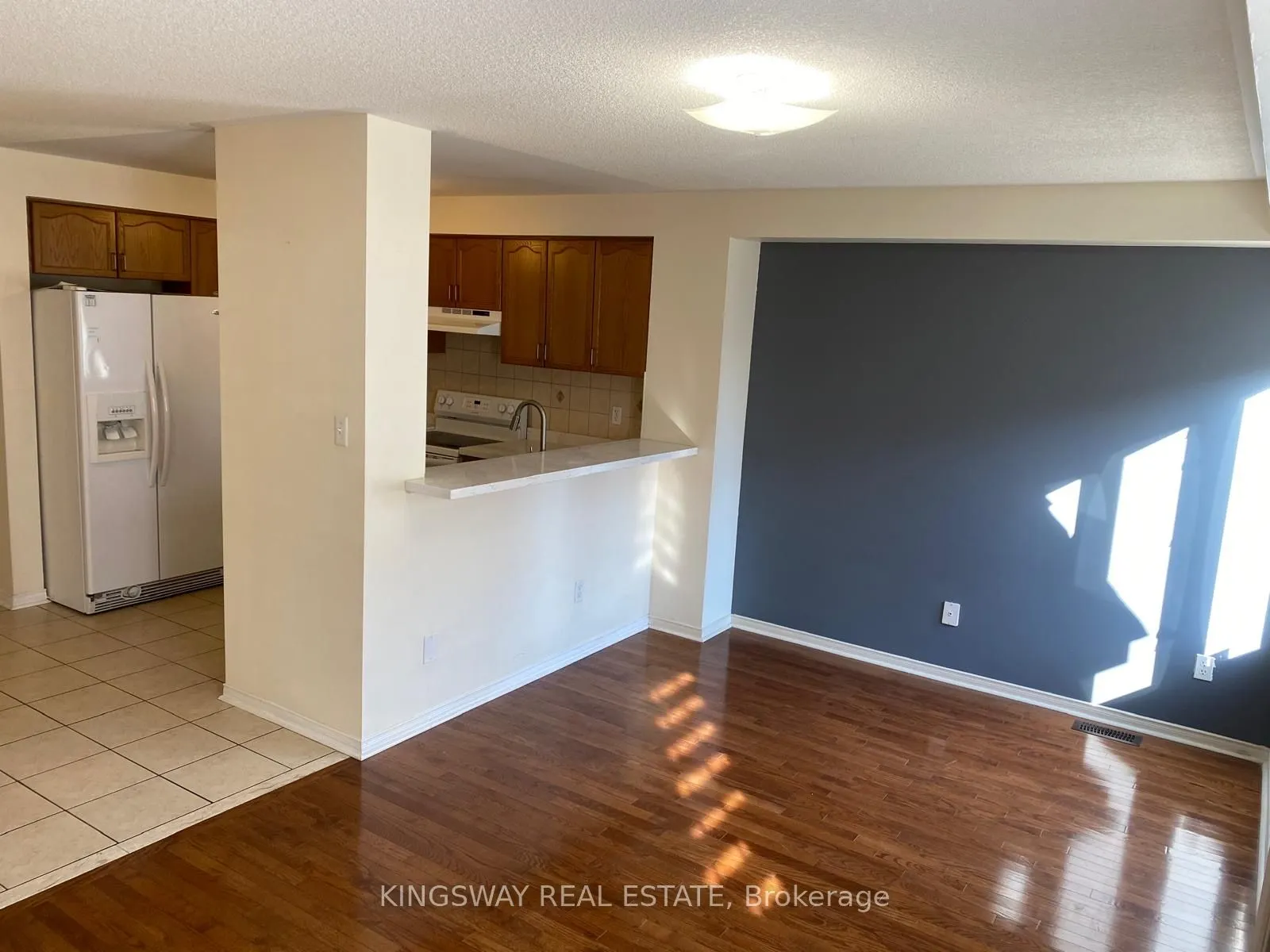 3022 Mission Hill Drive