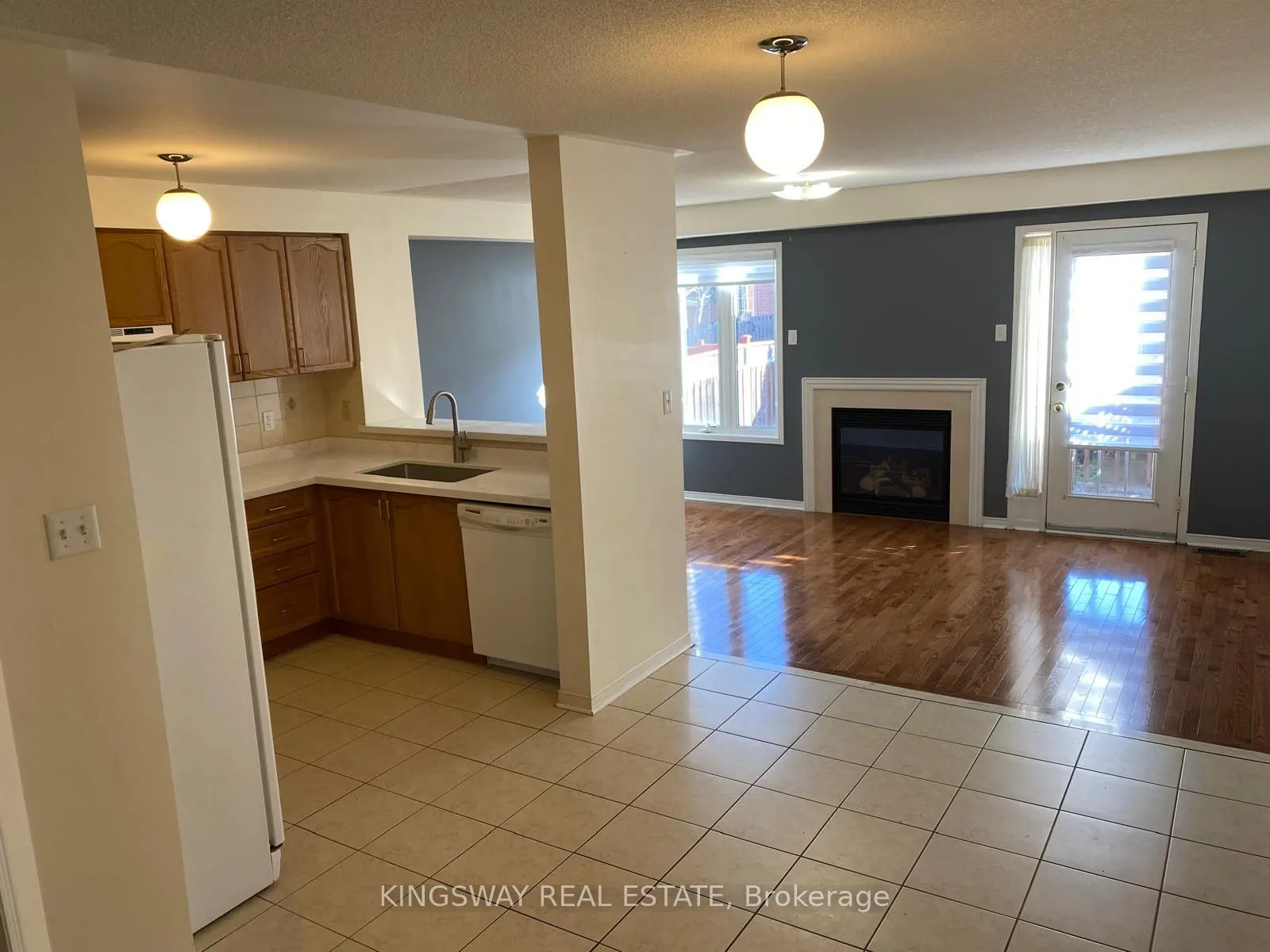 3022 Mission Hill Drive