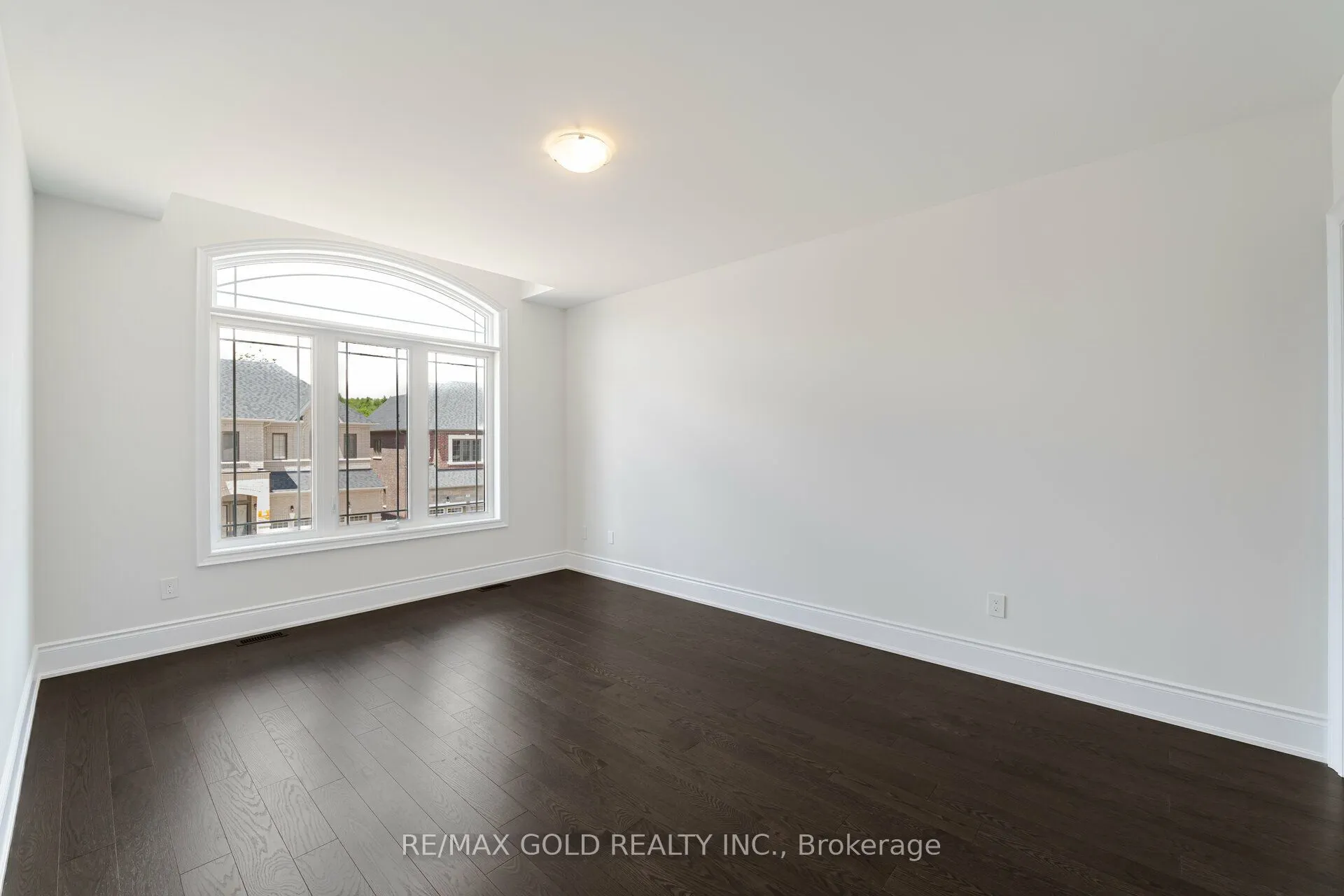 80 Raspberry Ridge Avenue
