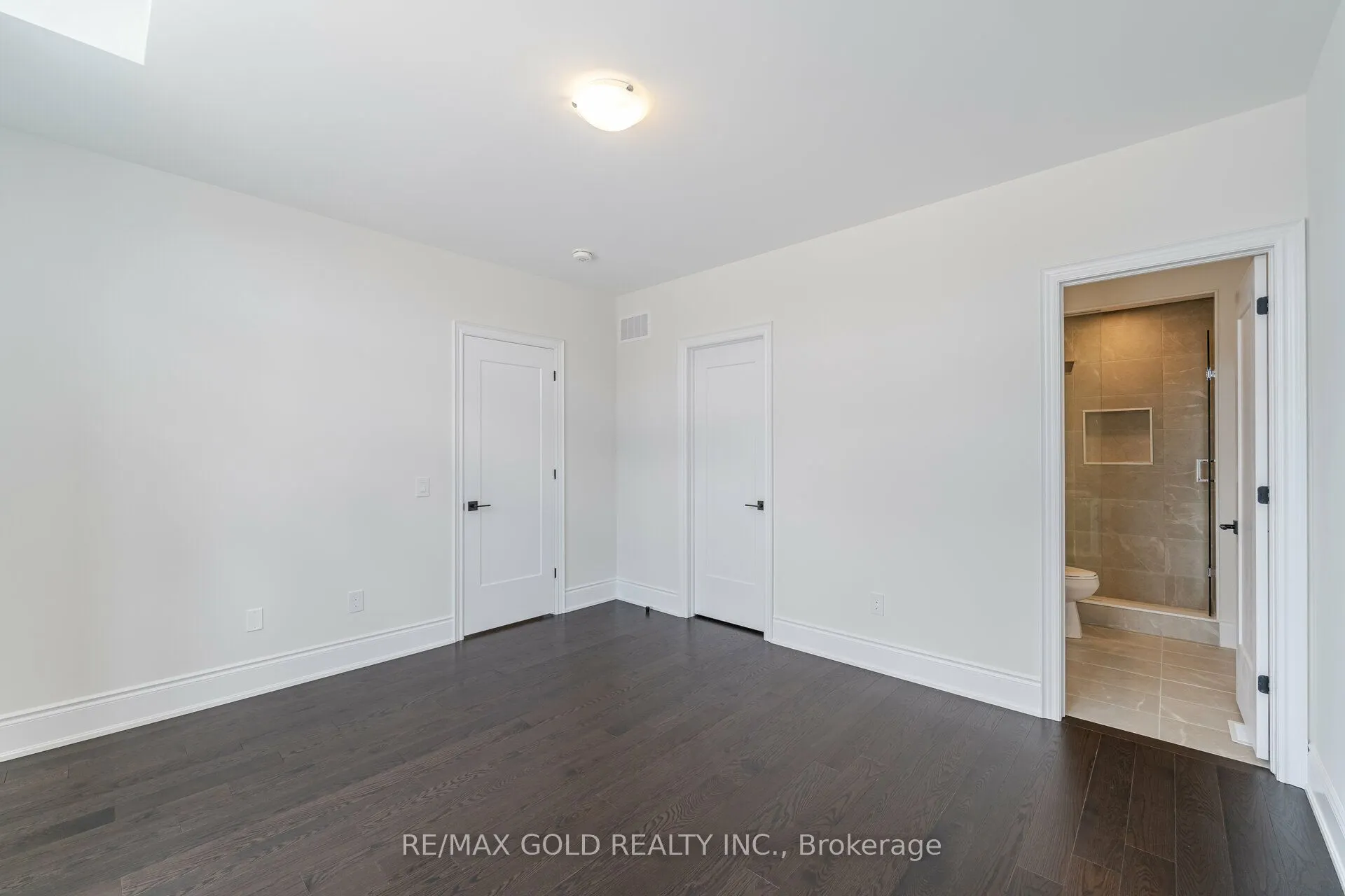 80 Raspberry Ridge Avenue