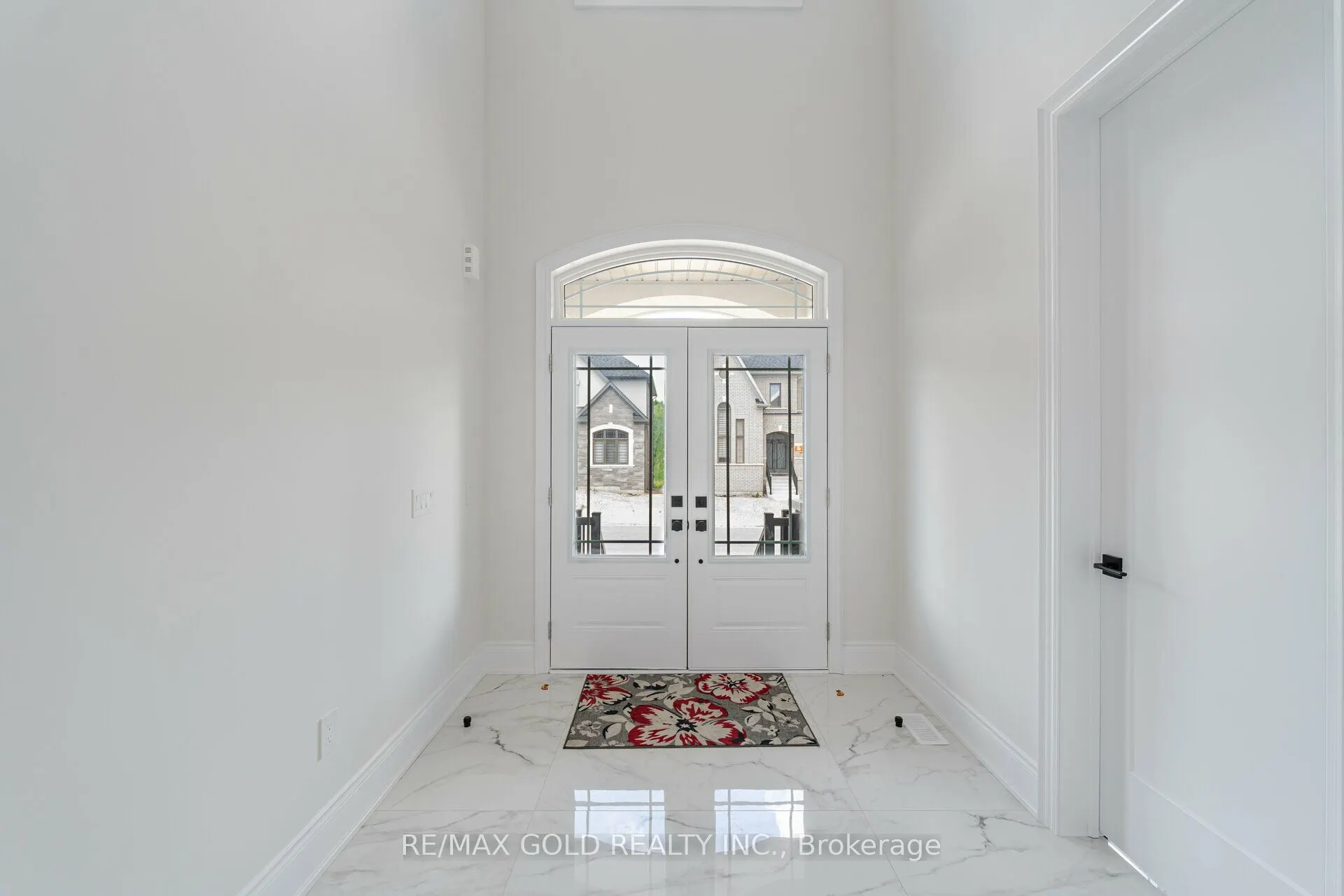 80 Raspberry Ridge Avenue