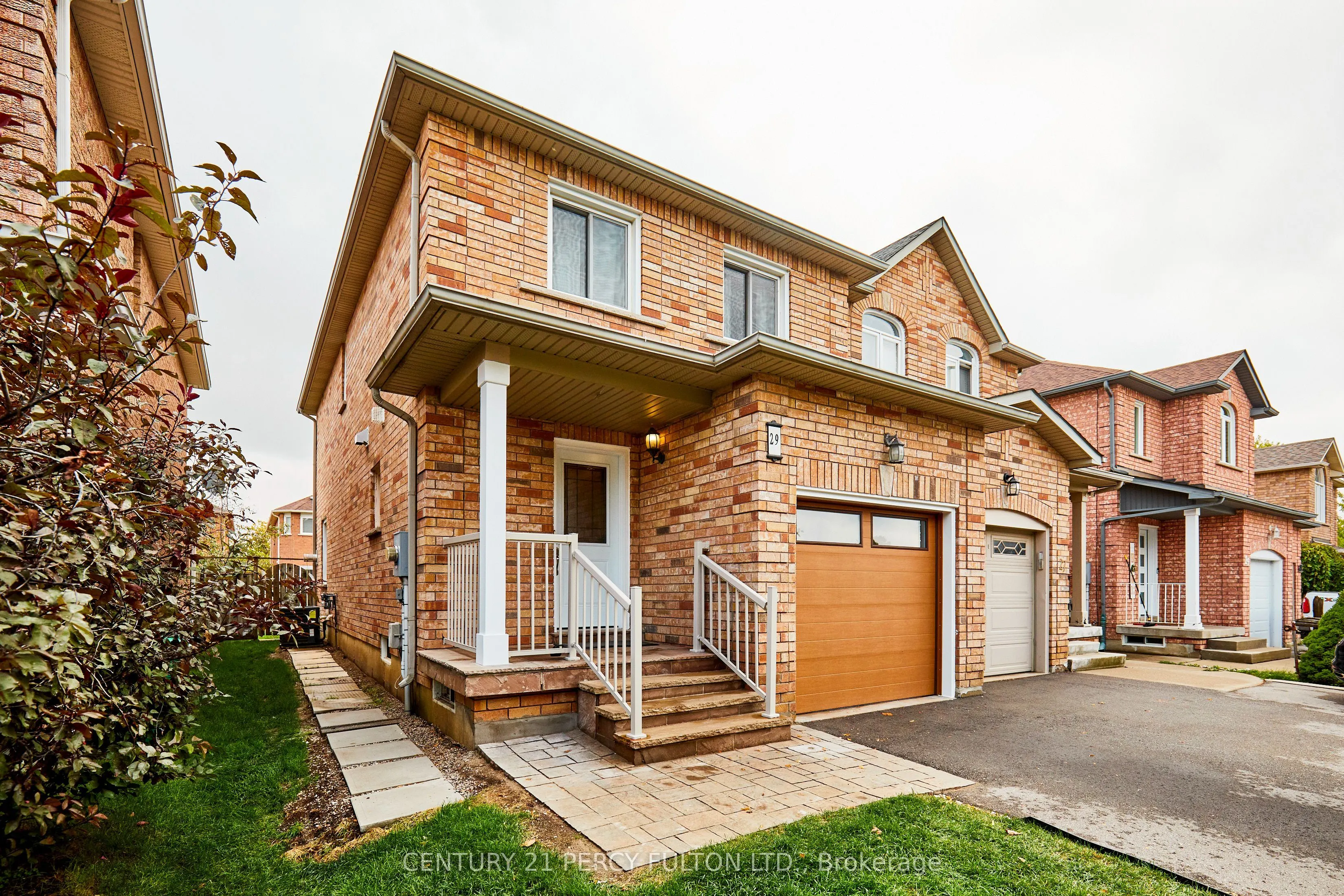 29 Archbury Circle