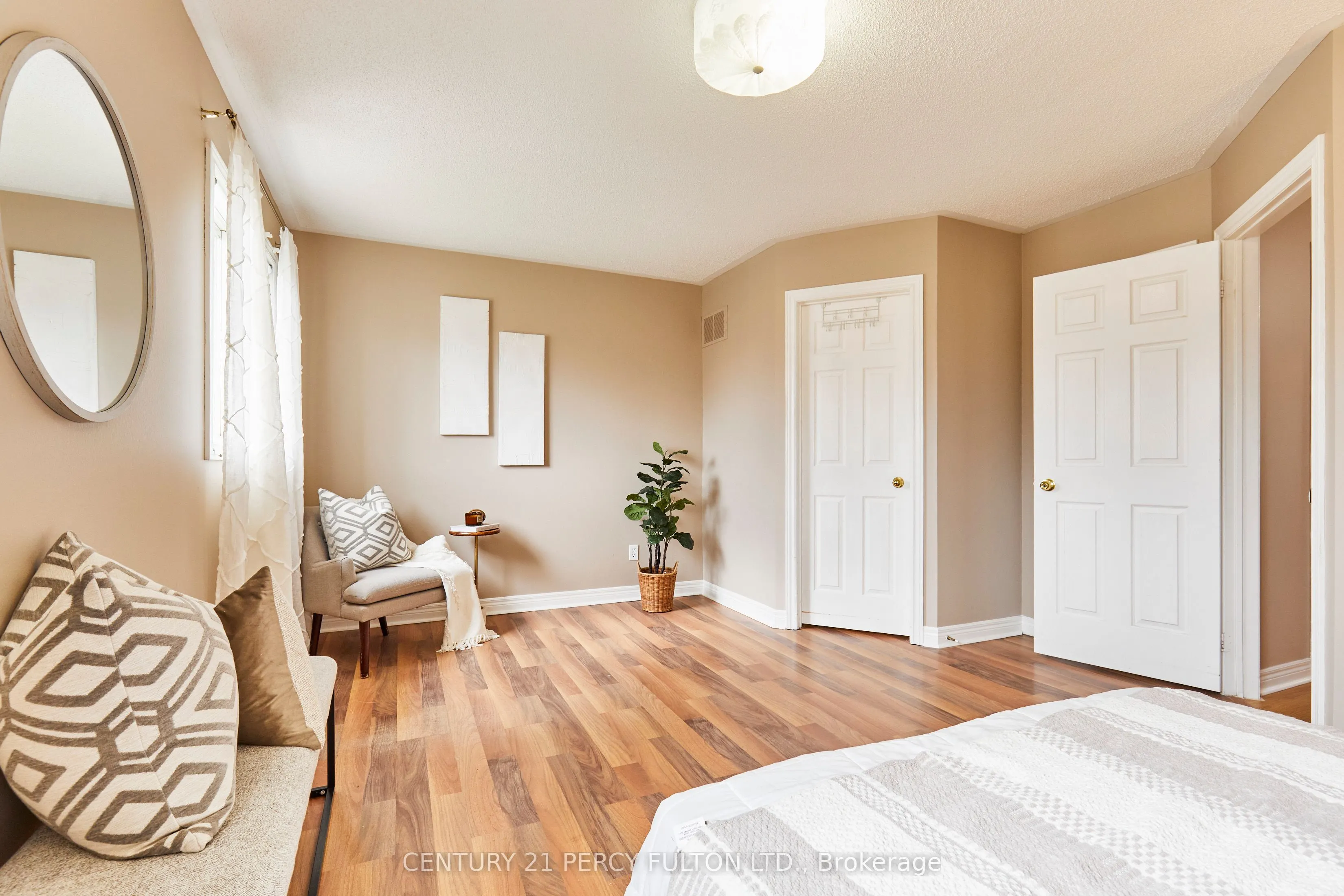 29 Archbury Circle