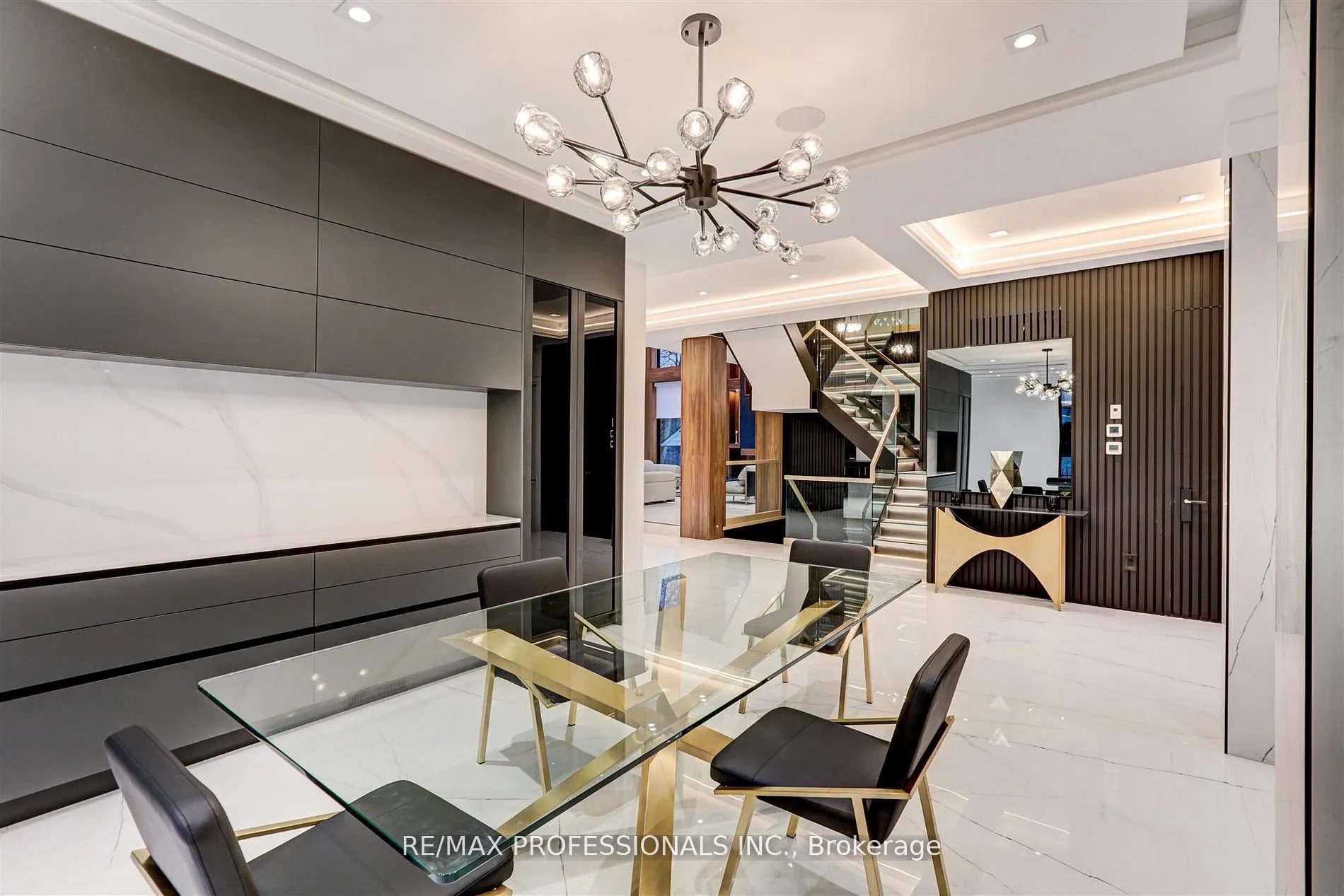 91 Valecrest Drive