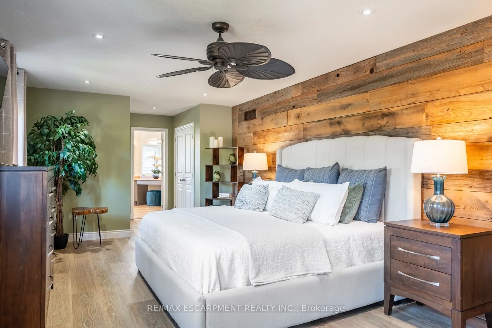 2338 Norland Drive
