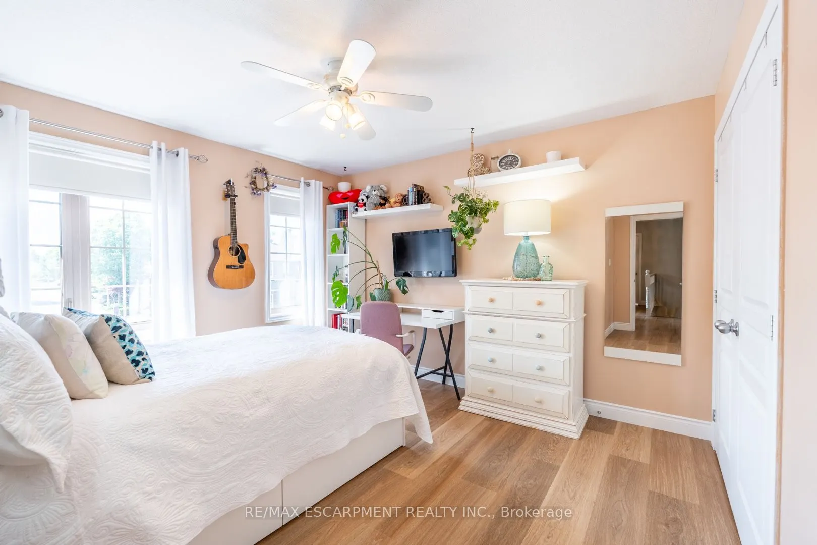 2338 Norland Drive