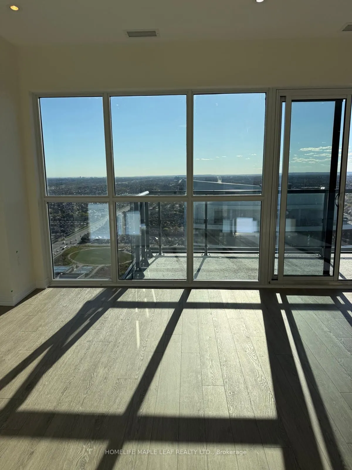 15 Watergarden Drive, #3803
