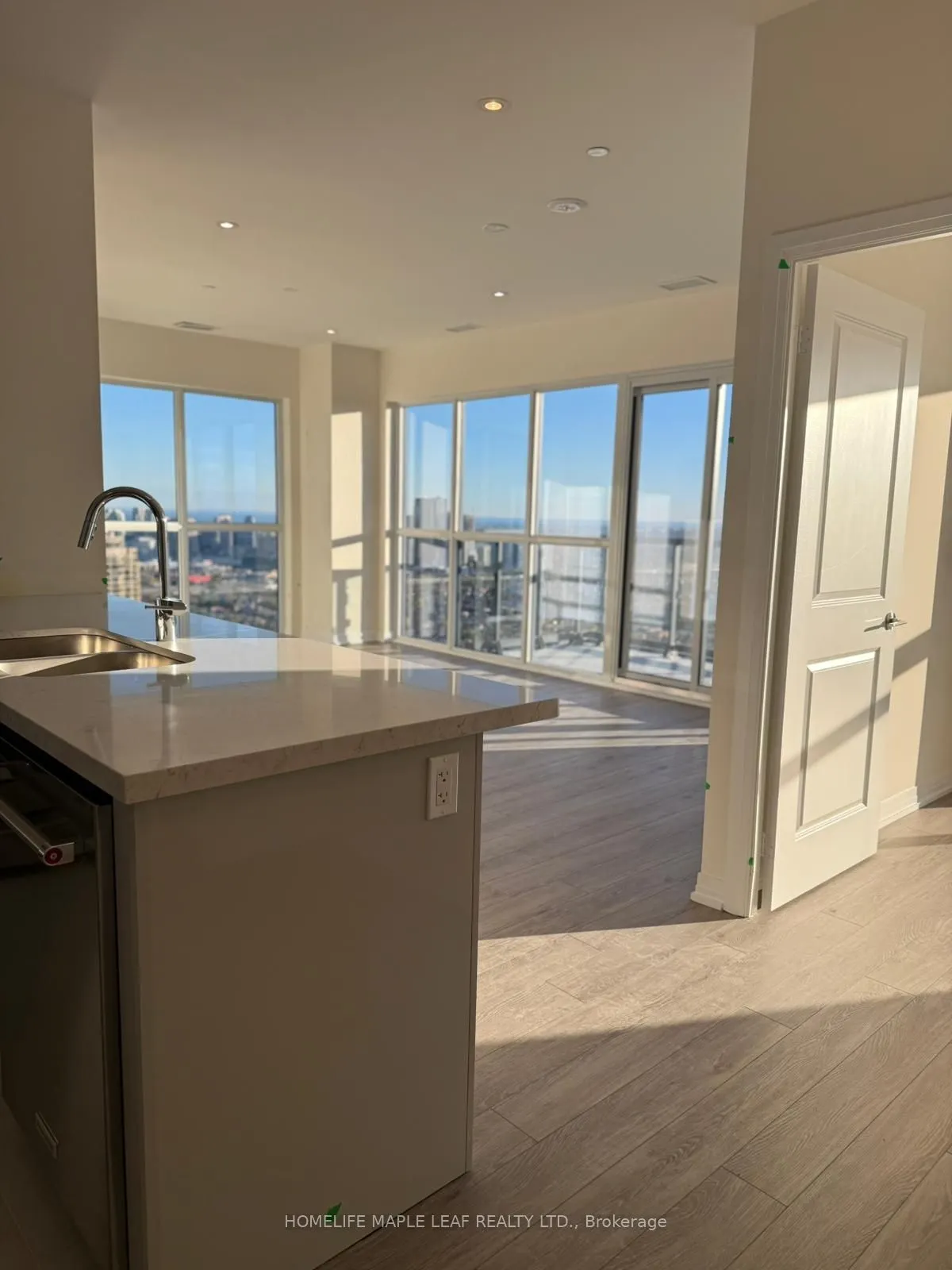 15 Watergarden Drive, #3803