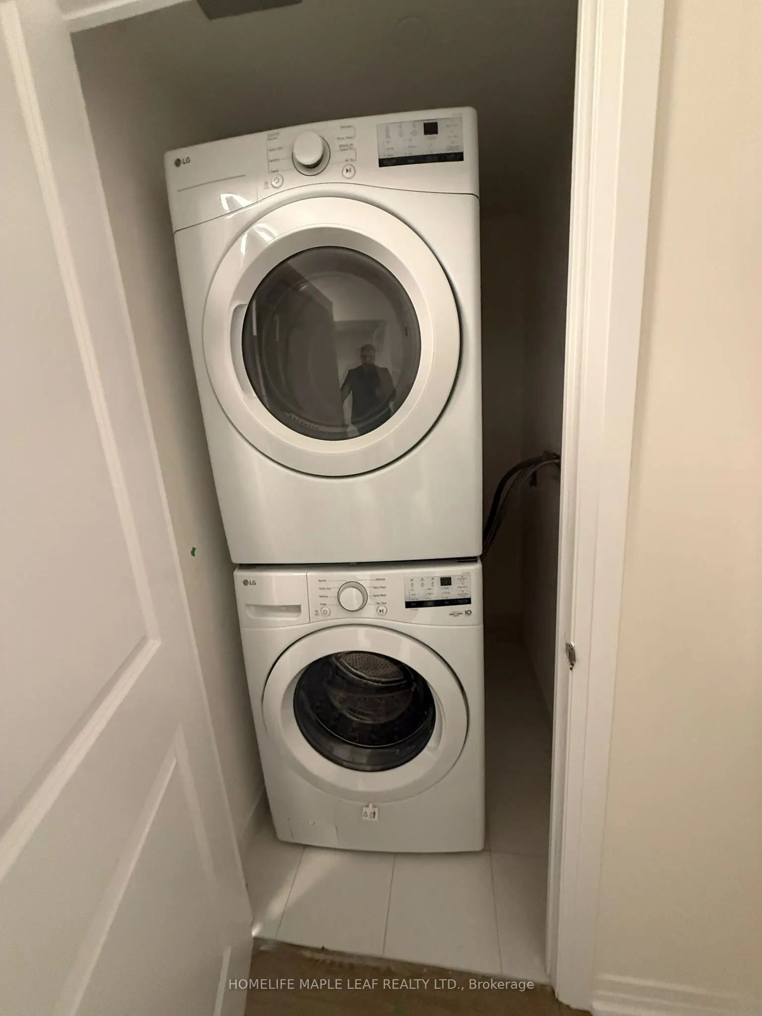 15 Watergarden Drive, #3801