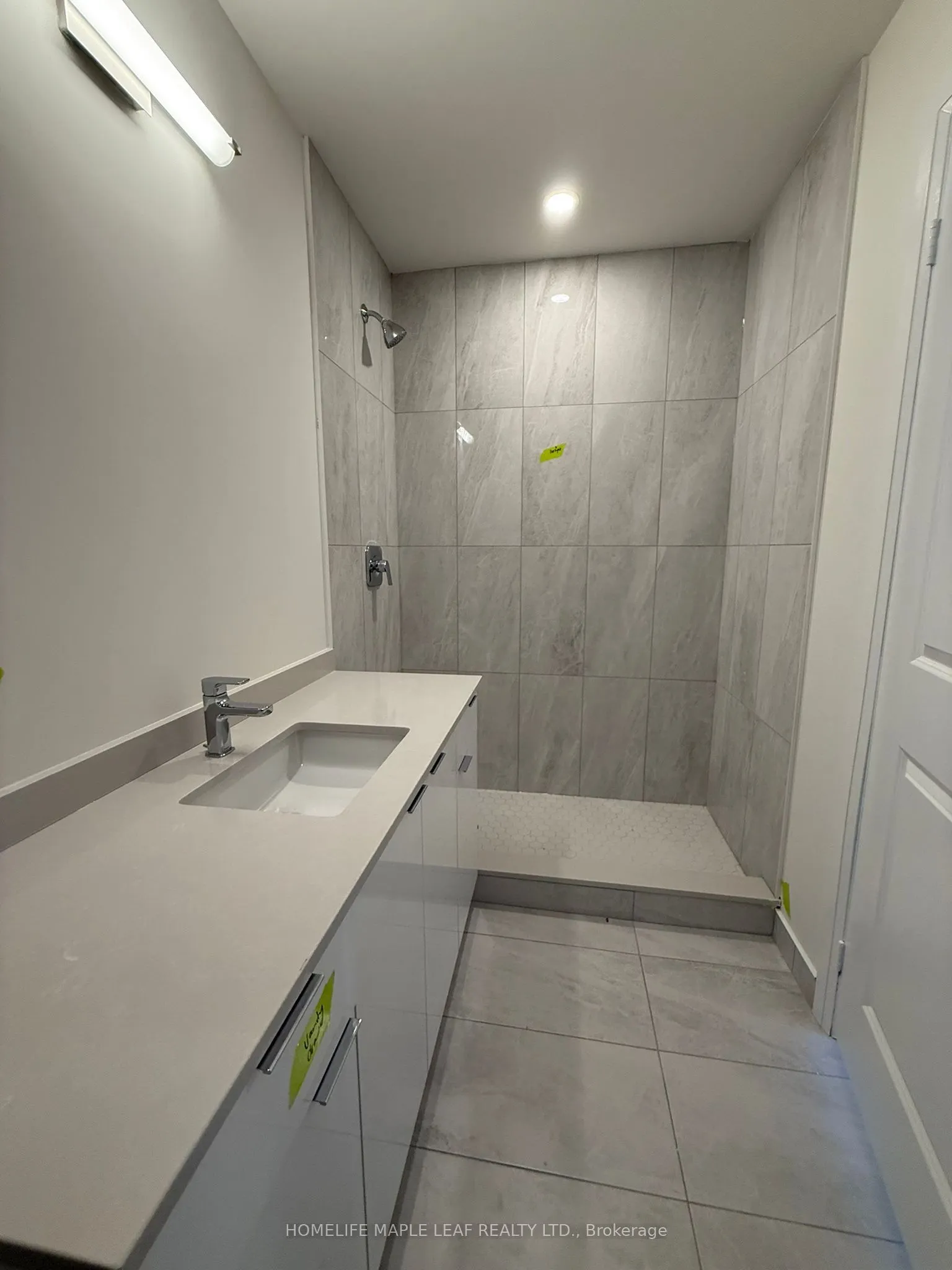 15 Watergarden Drive, #3806