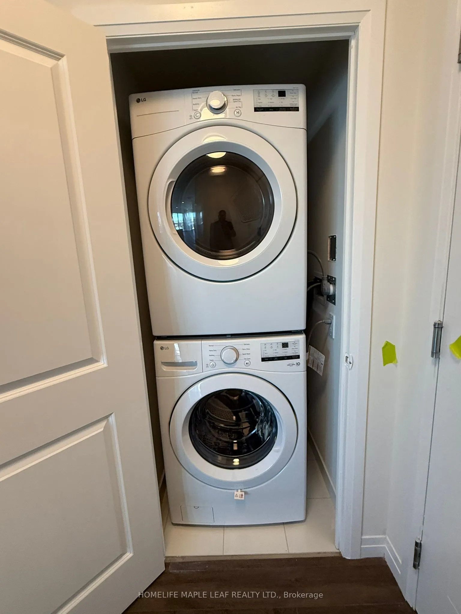 15 Watergarden Drive, #3806