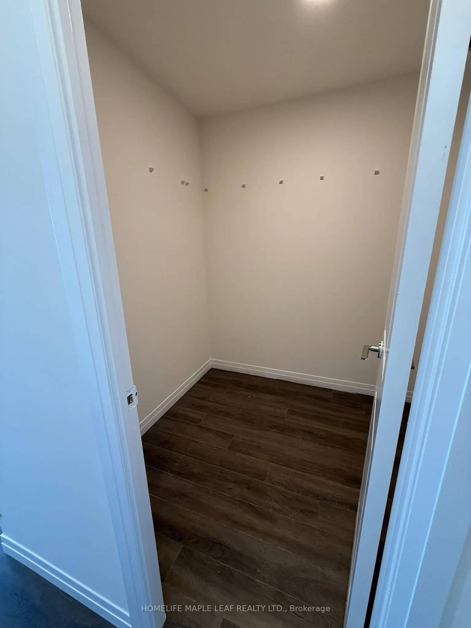 15 Watergarden Drive, #3806