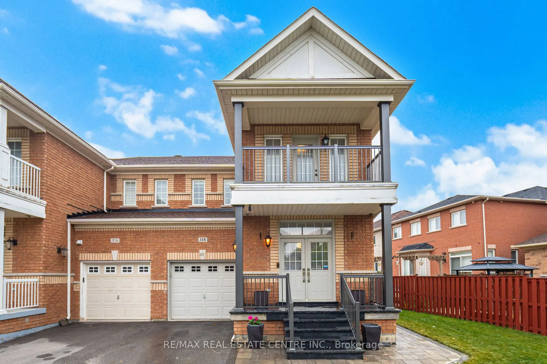 118 Connolly Crescent
