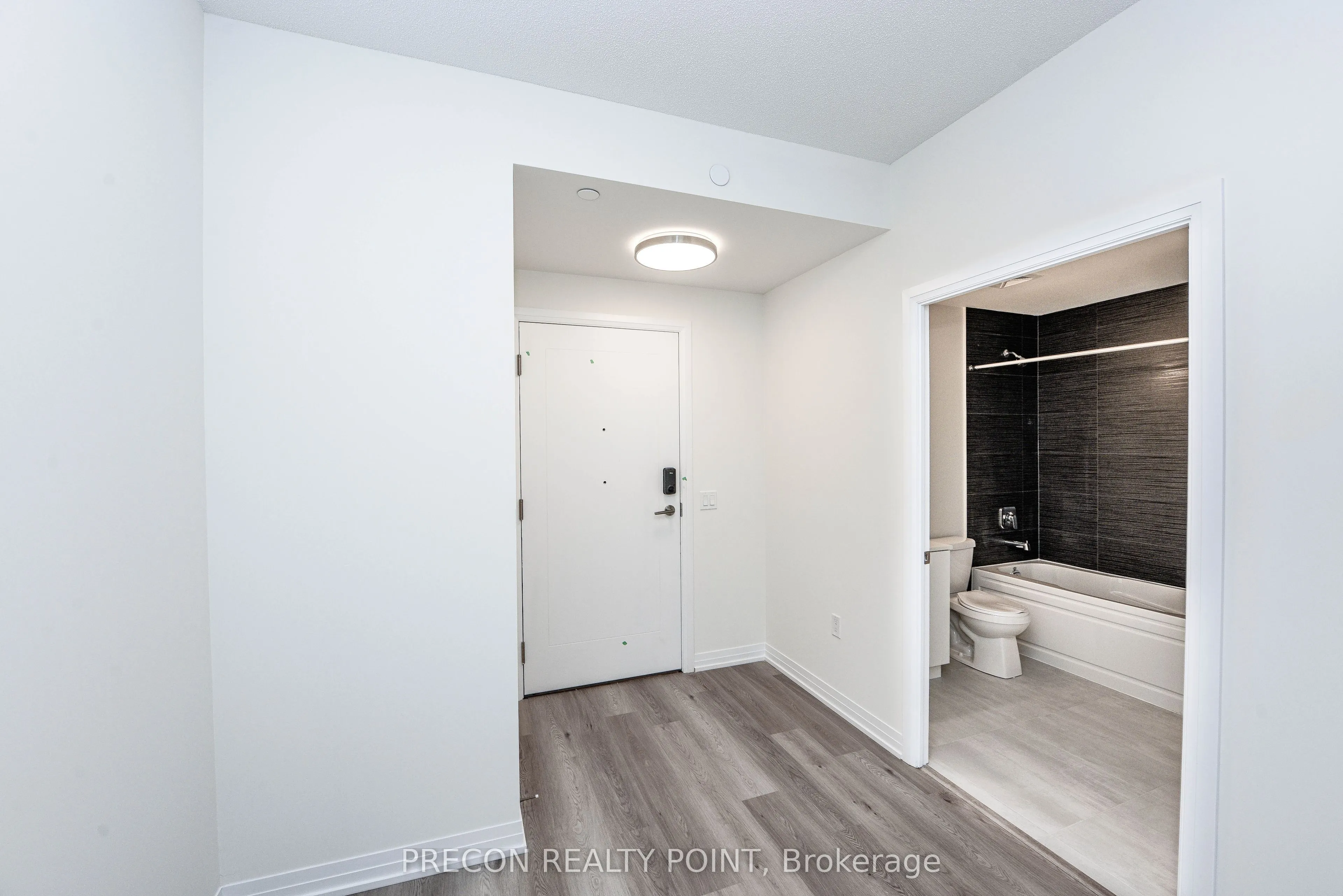 15 Watergarden Drive, #1909