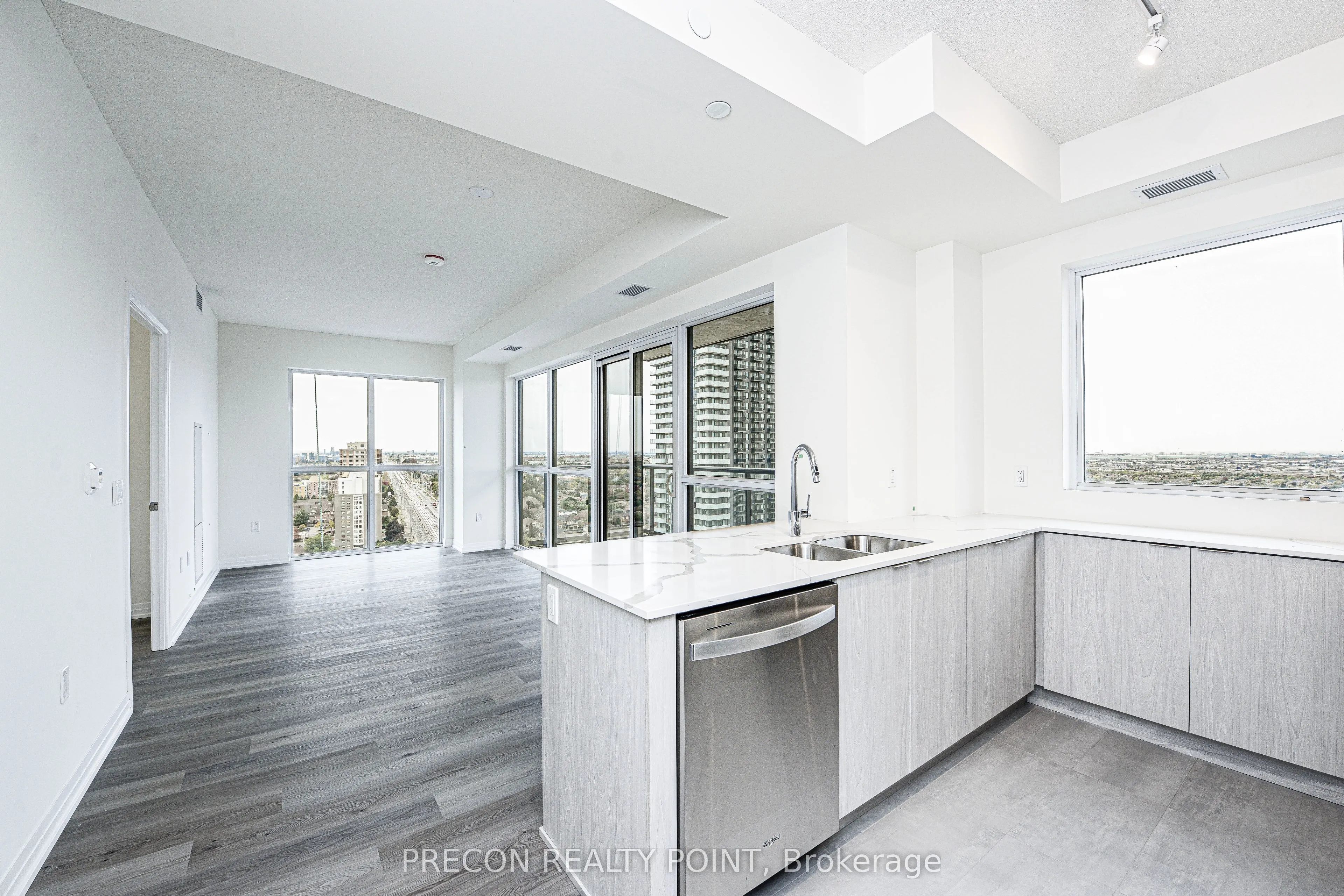 15 Watergarden Drive, #1909