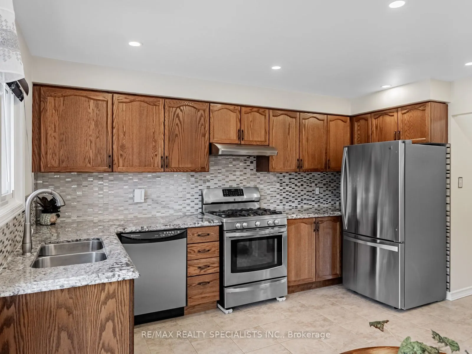 3859 Cedar Hedge Rise