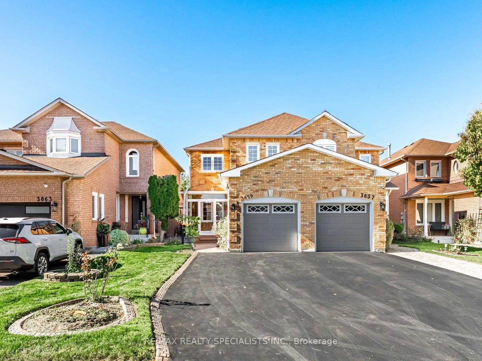 3859 Cedar Hedge Rise