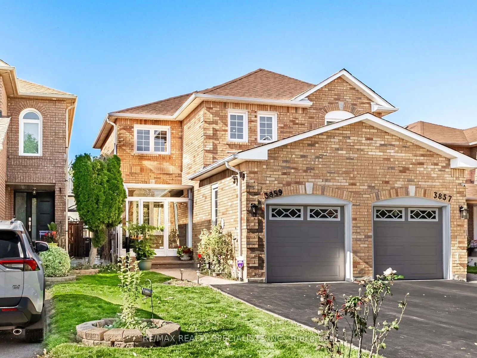 3859 Cedar Hedge Rise