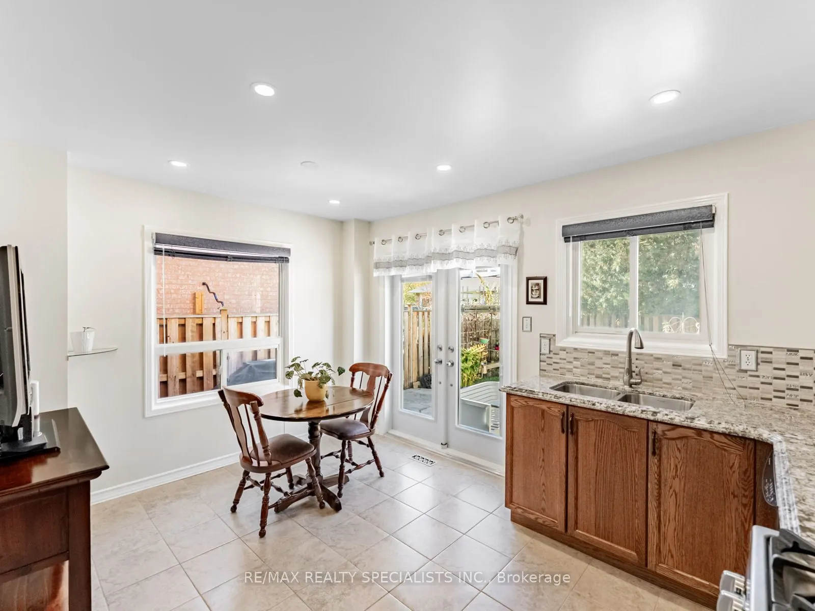 3859 Cedar Hedge Rise