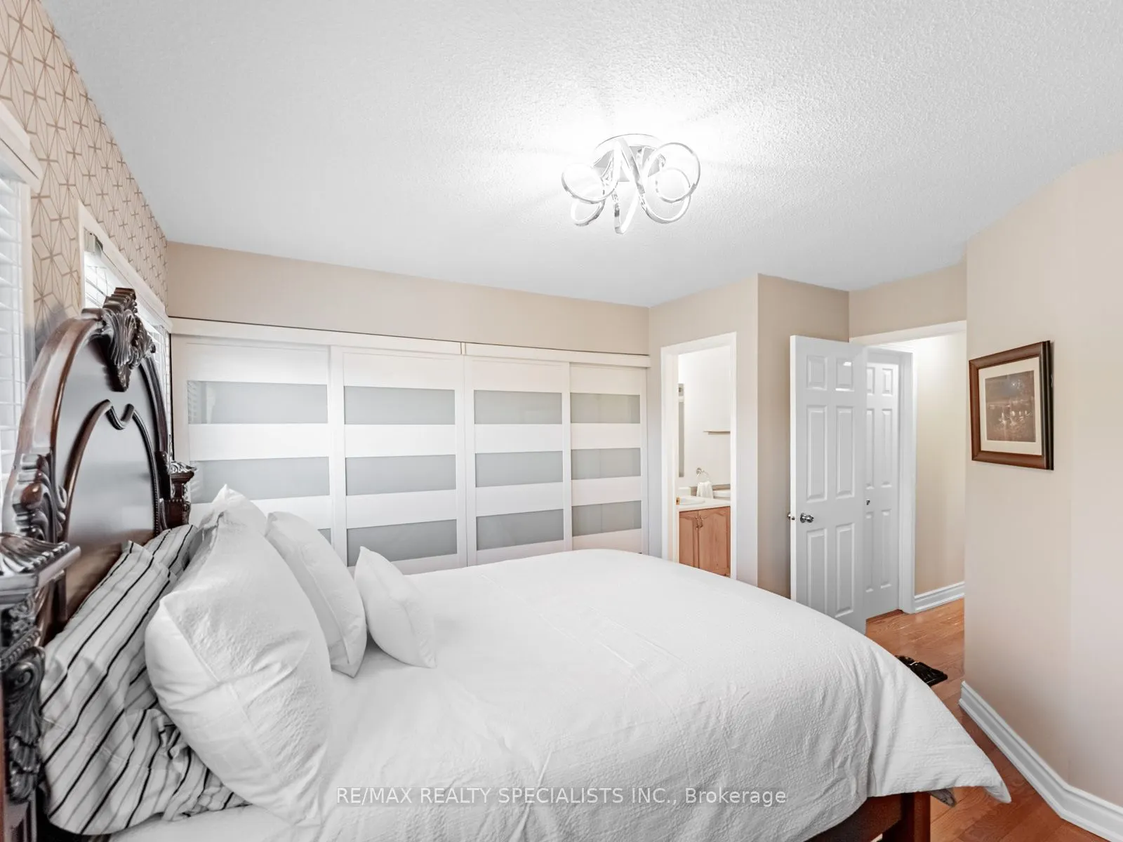 3859 Cedar Hedge Rise