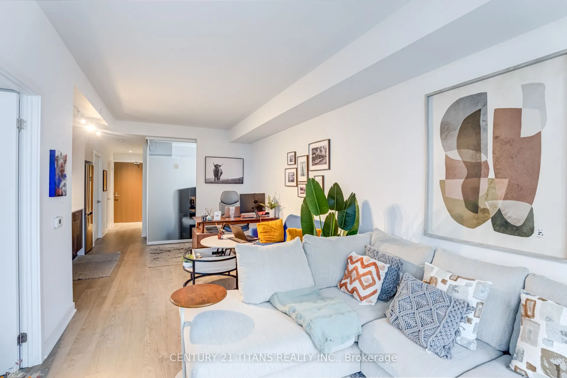 1926 Lakeshore Boulevard, #4010