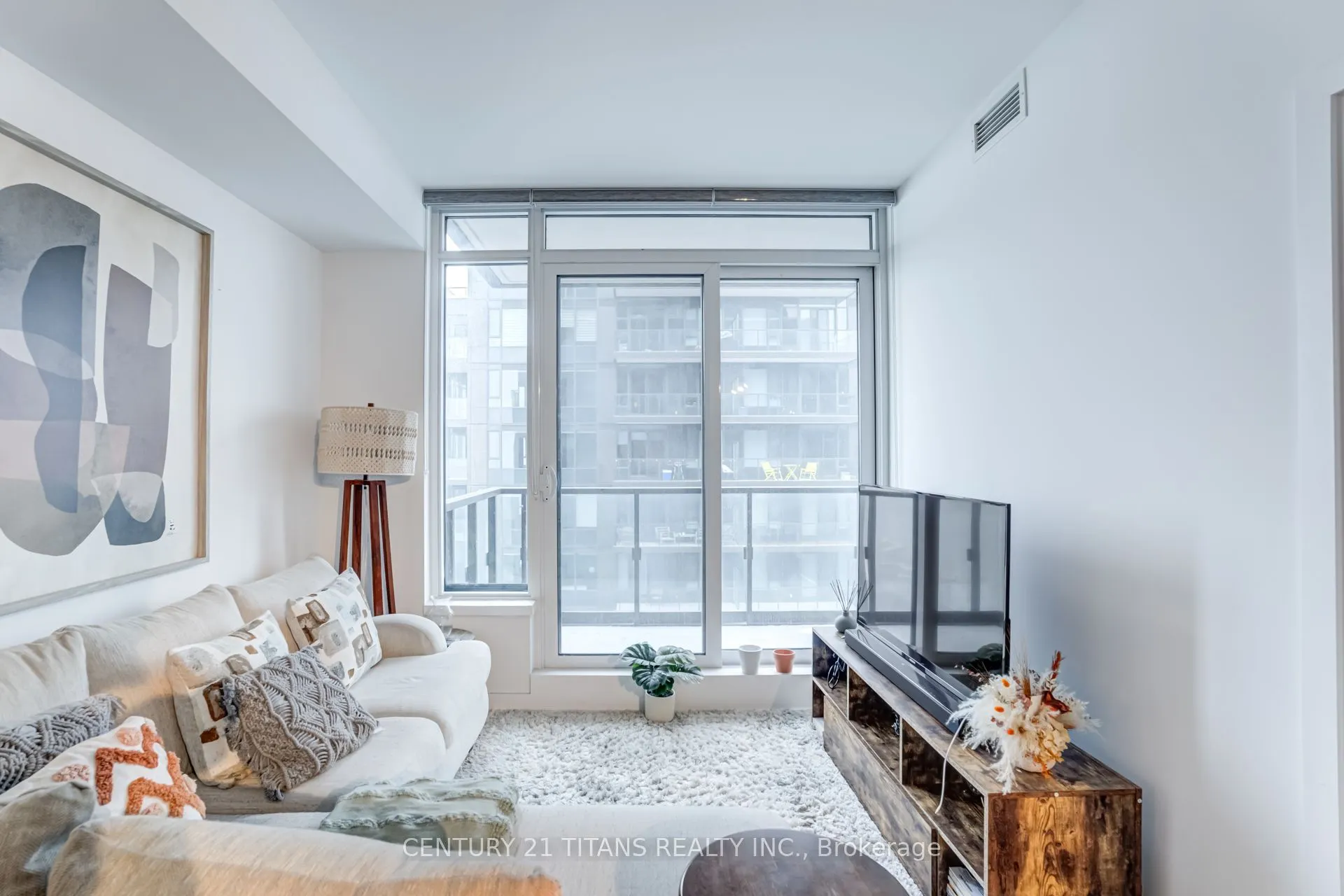 1926 Lakeshore Boulevard, #4010