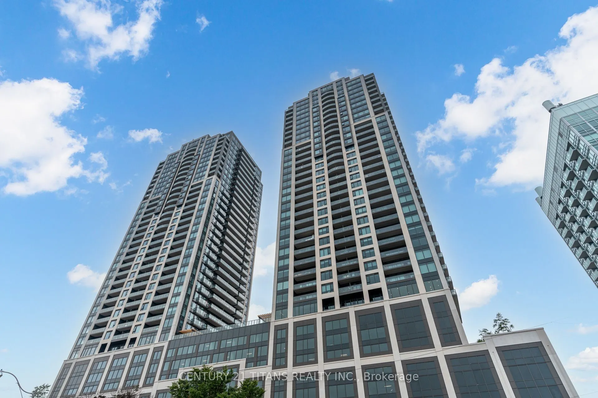 1926 Lakeshore Boulevard, #4010