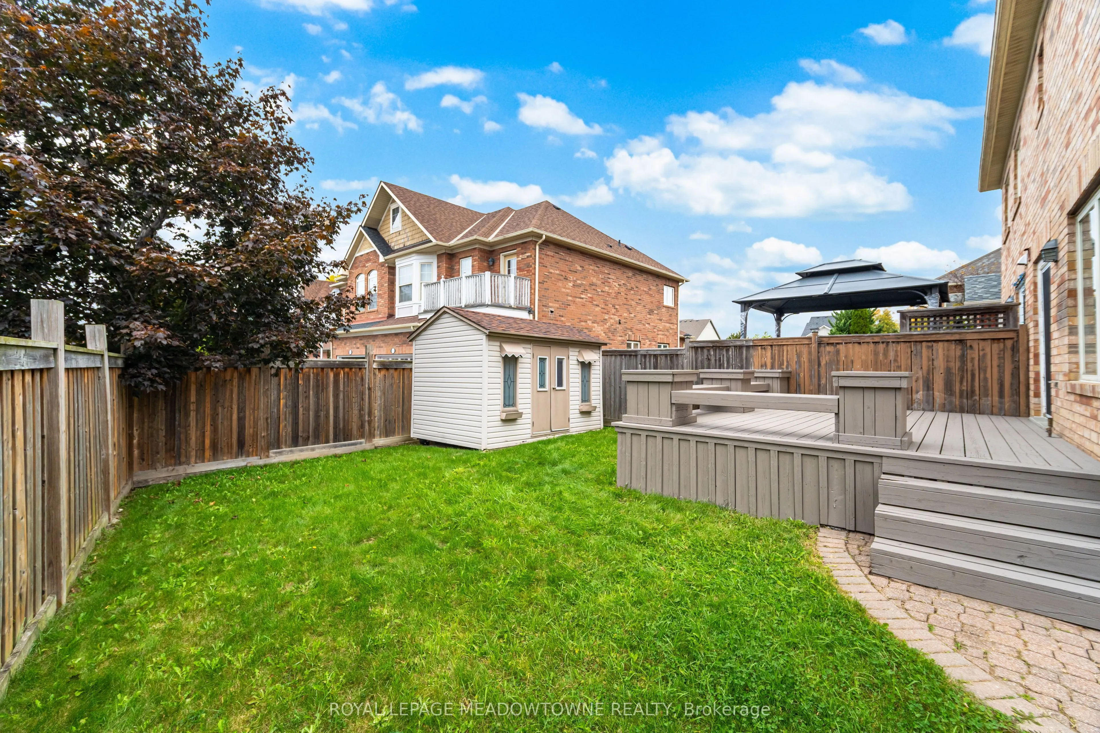 1137 Meadowgrove Court
