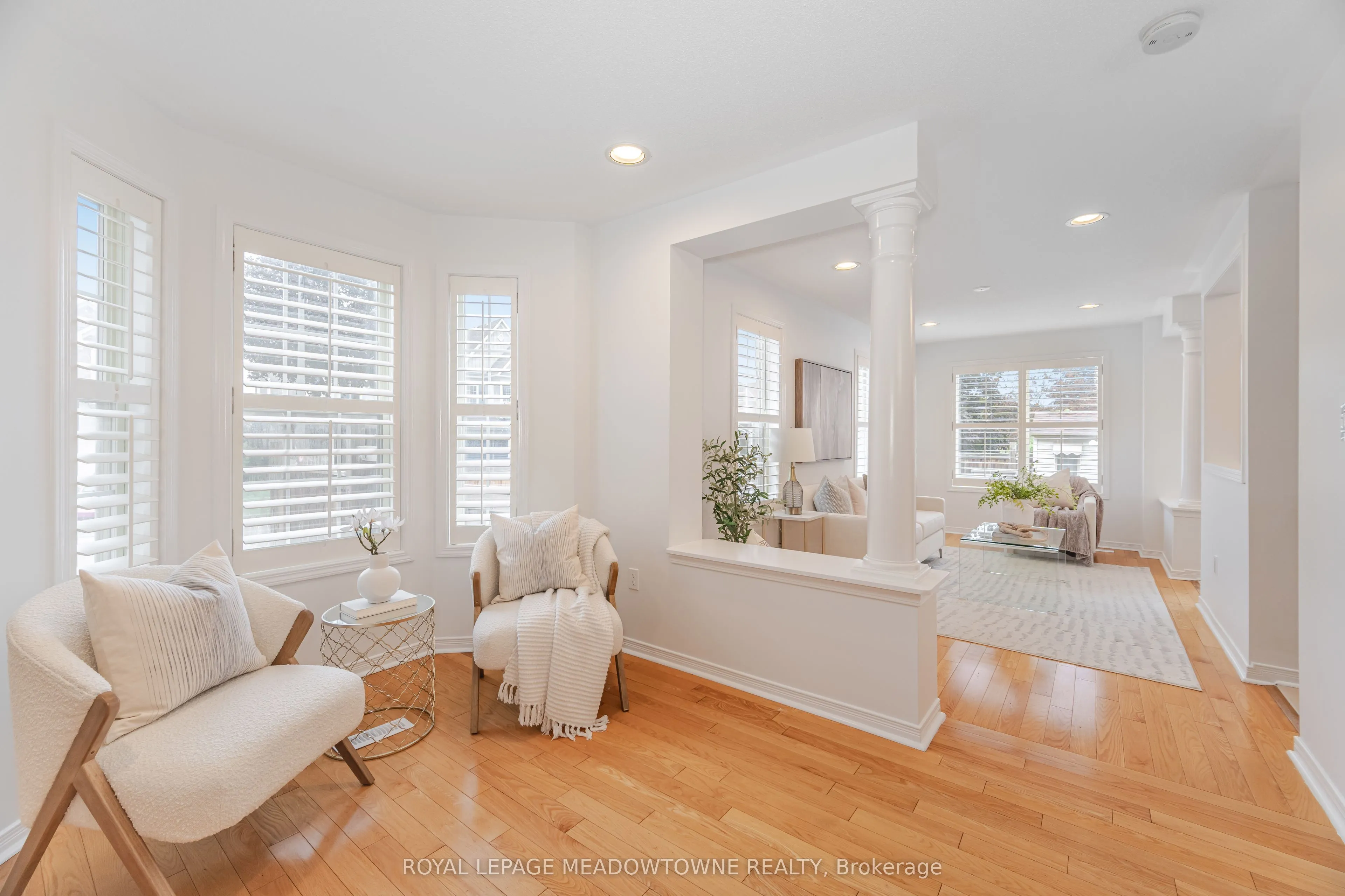 1137 Meadowgrove Court