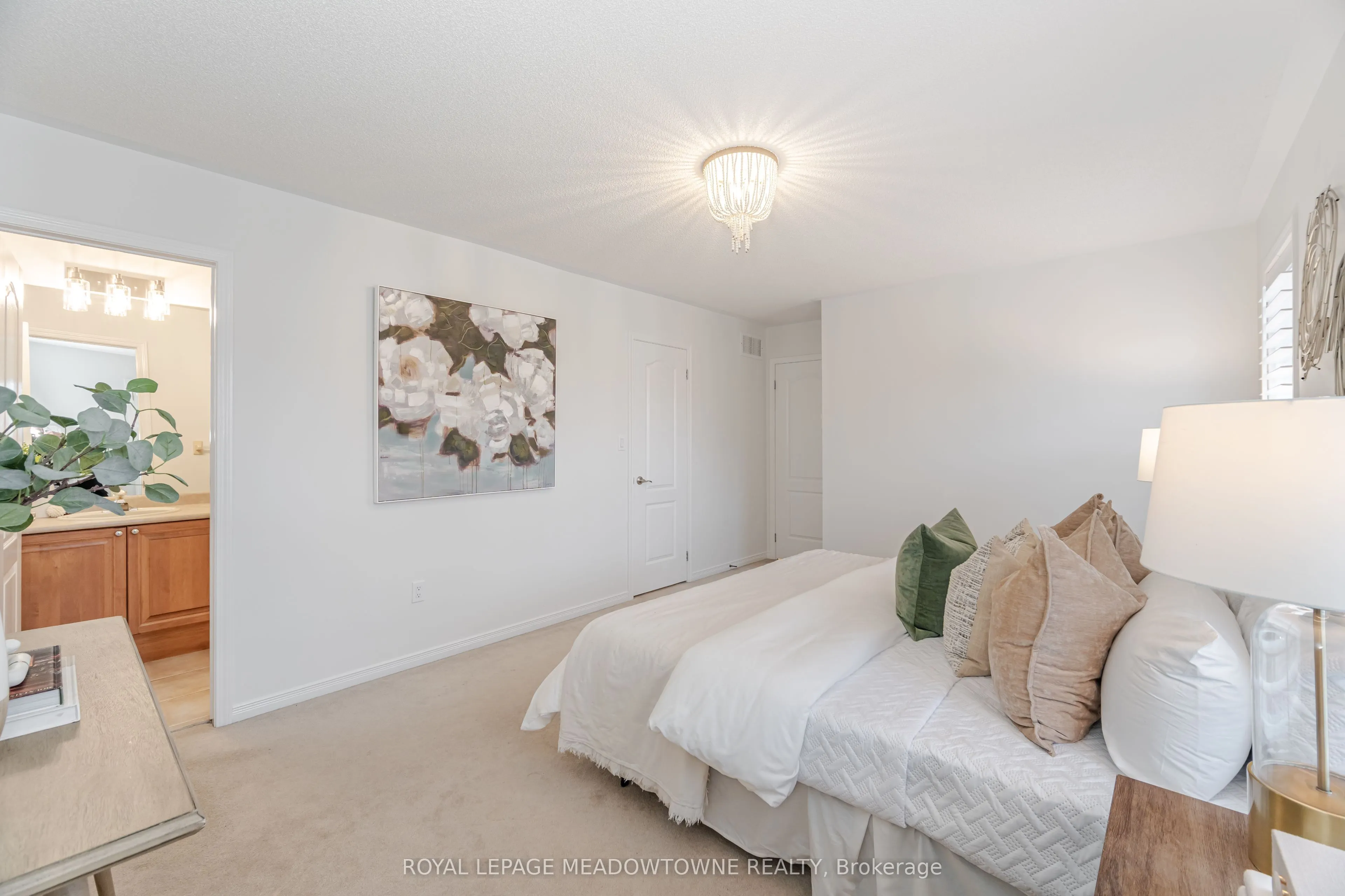 1137 Meadowgrove Court