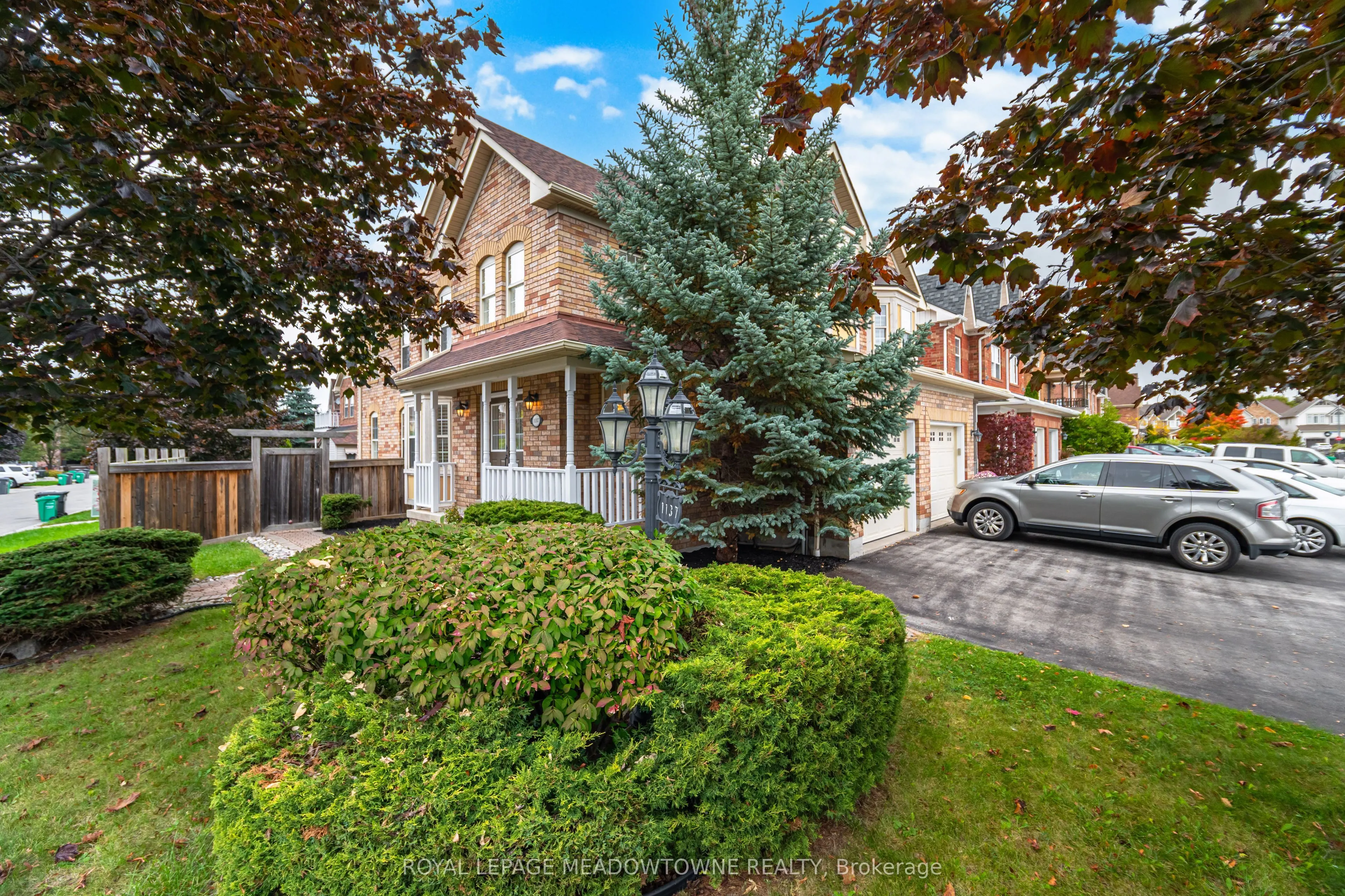 1137 Meadowgrove Court