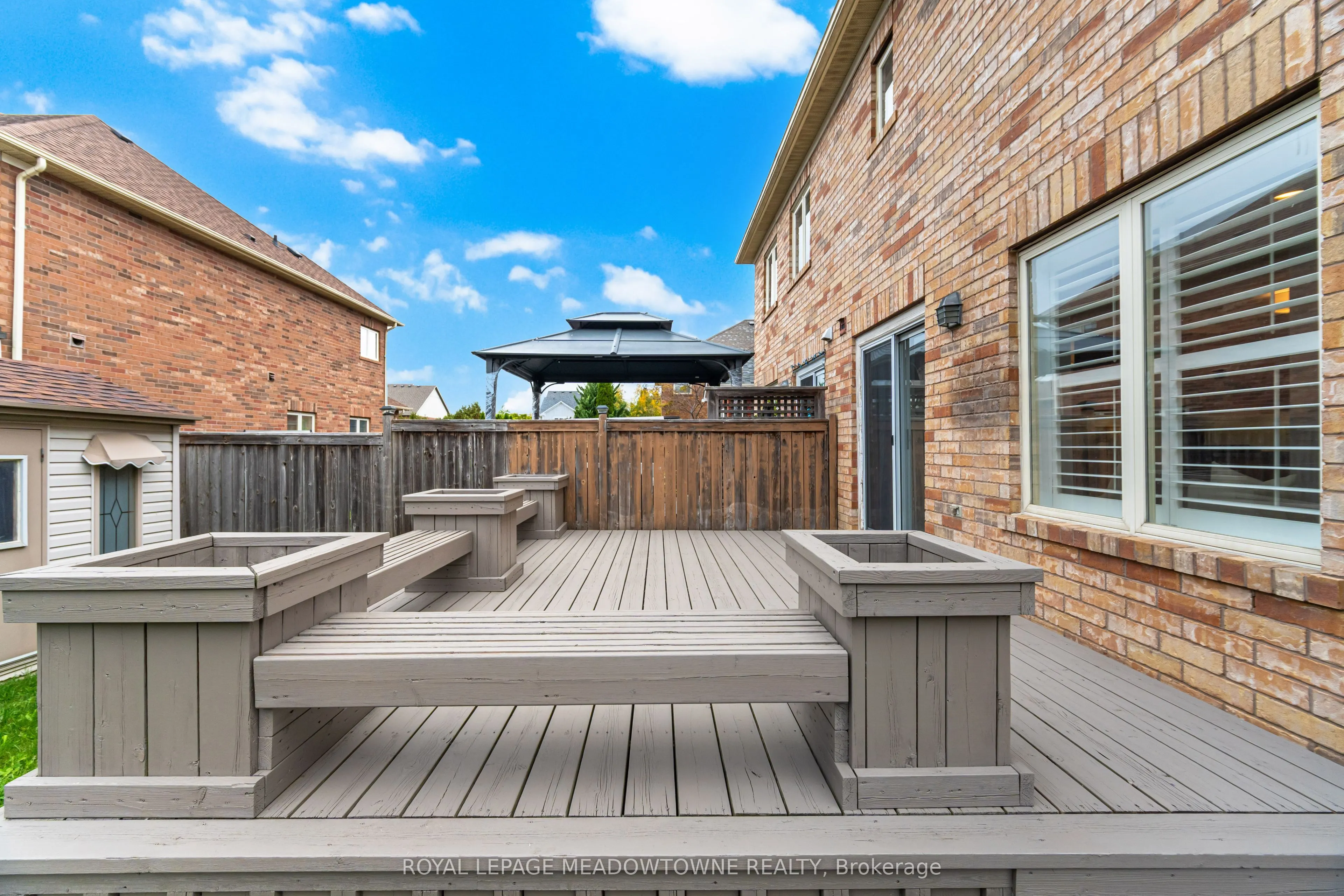 1137 Meadowgrove Court