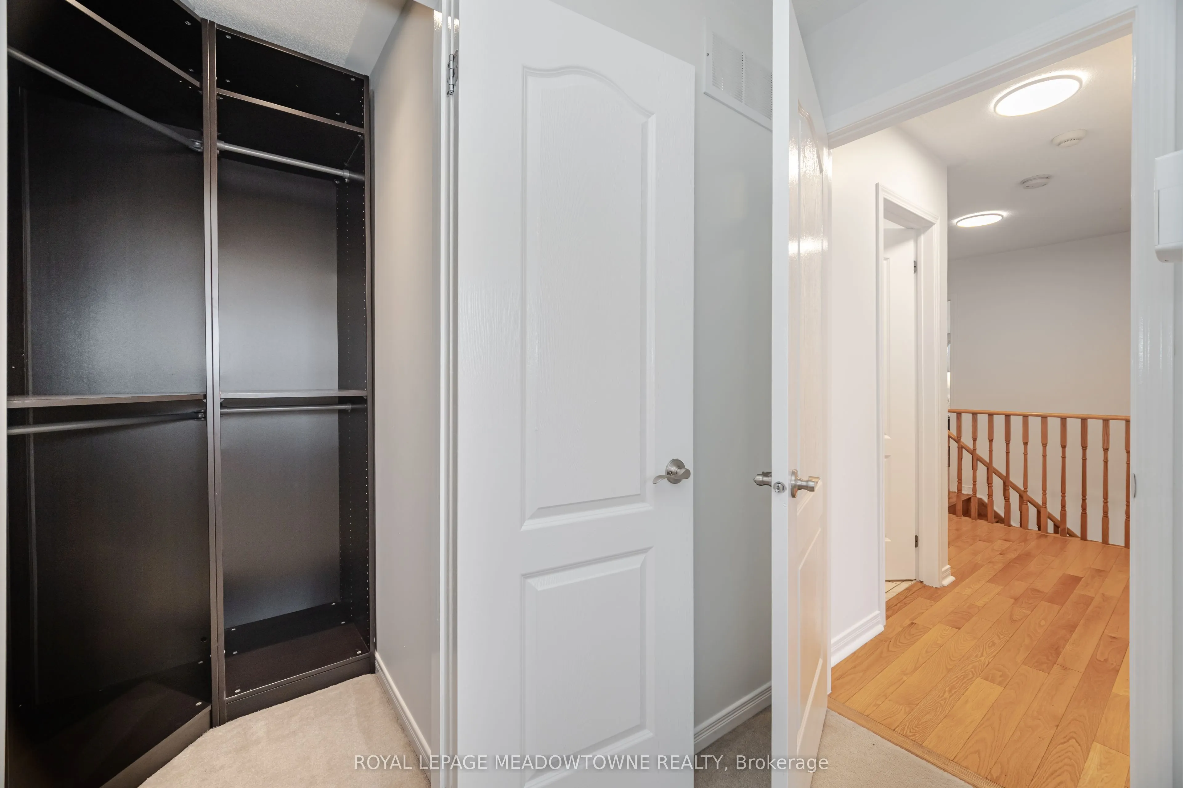 1137 Meadowgrove Court
