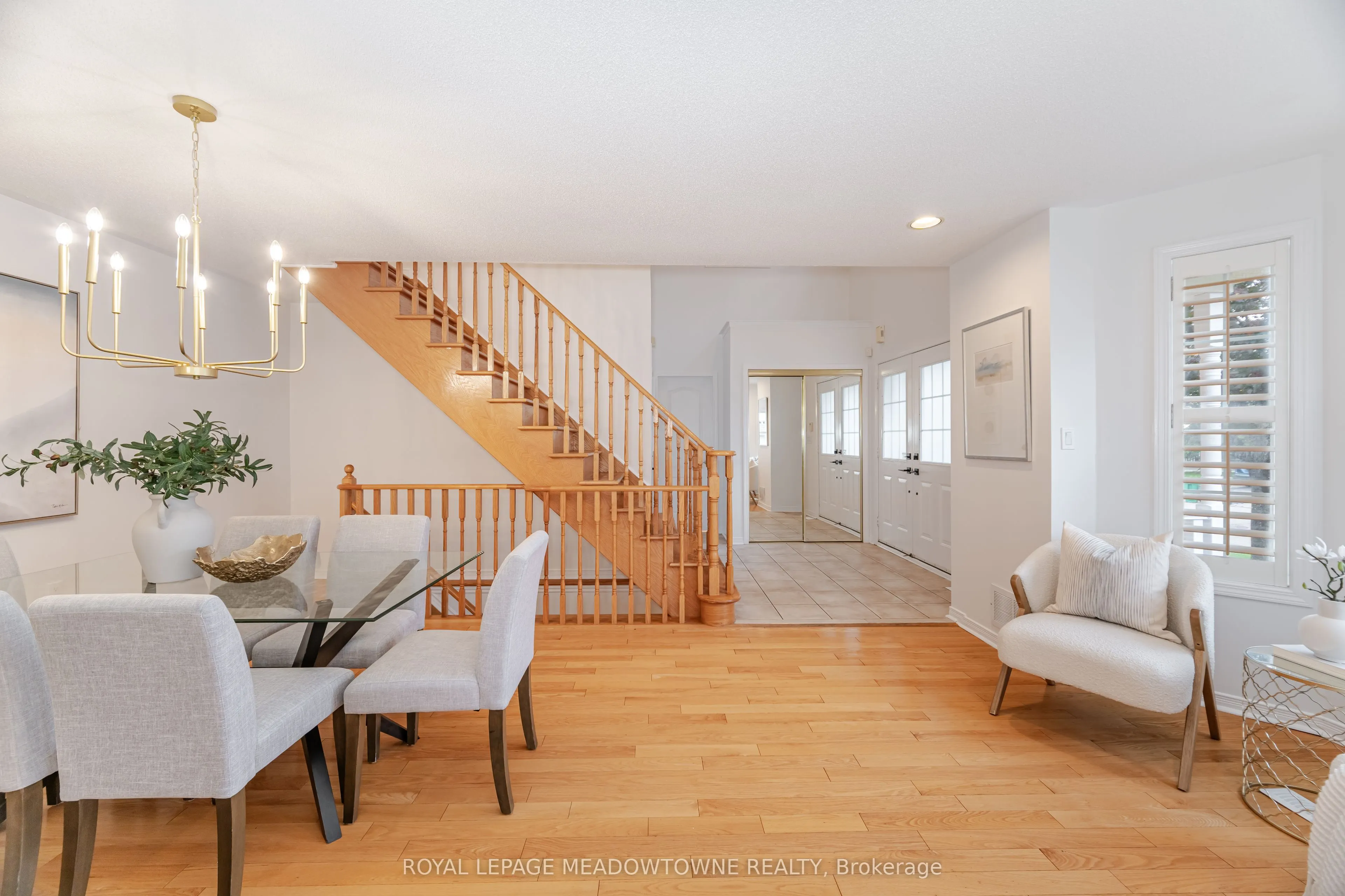 1137 Meadowgrove Court